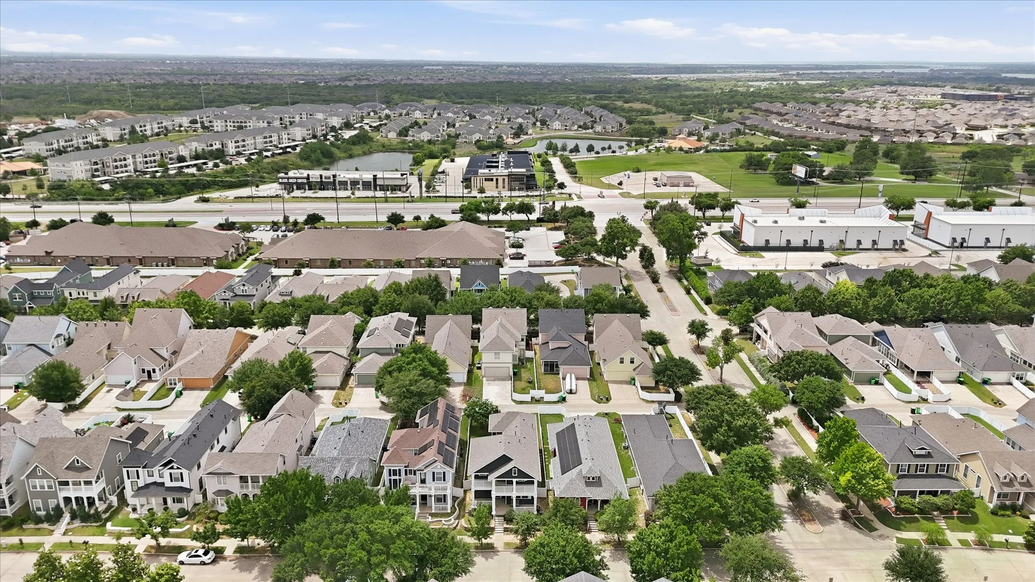 Quick access to hwy 380, restaurants and shopping!