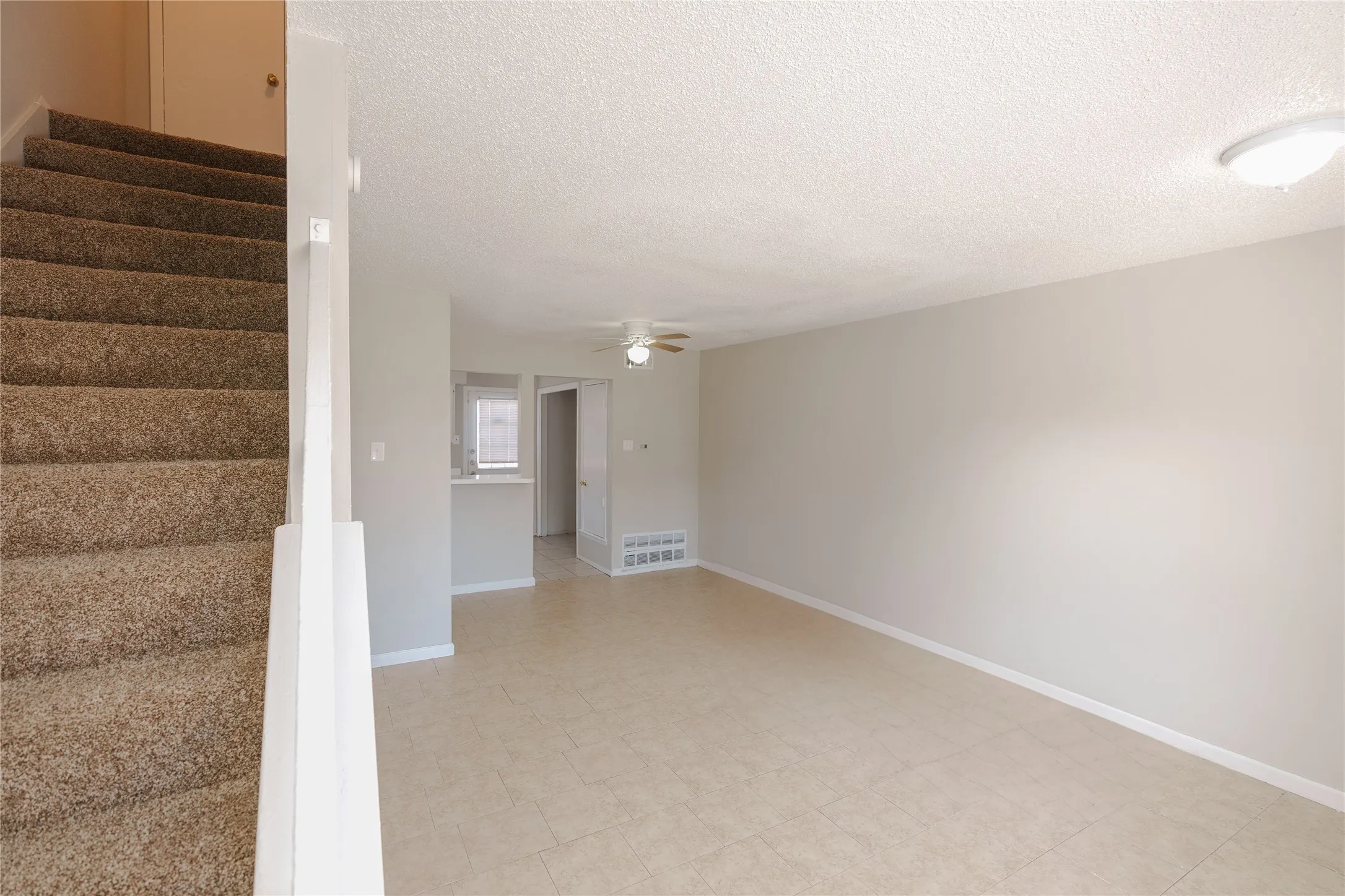 Quadruplex For Sale in Dallas County , 2821 Wimbledon Court, Garland, Texas 75041, 2 Bedroom, 2 Bathroom, Garage spaces, 0 Sqft, built in 1984, mls#21274690, Real Estate Agent in Garland, Homes For Sale in Dallas county, Homes For Sale in Garland, Realtor in Garland Texas, Real Estate Brokerage Independent Realty Texas, Luminita Cordes Realtor