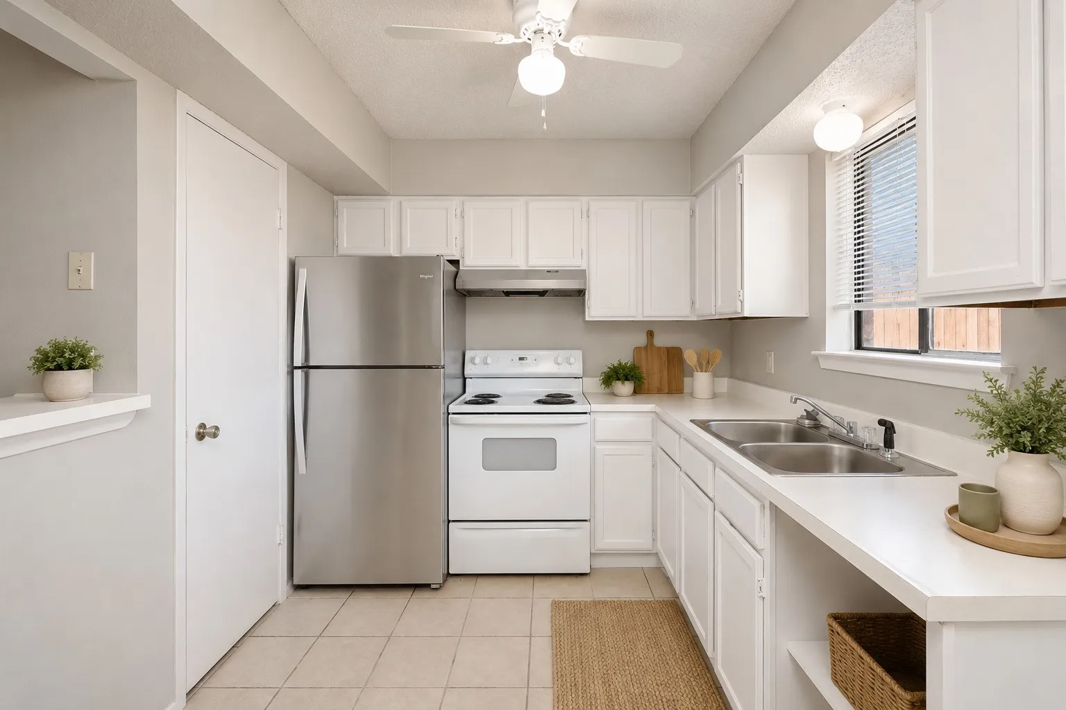 Quadruplex For Sale in Dallas County , 2821 Wimbledon Court, Garland, Texas 75041, 2 Bedroom, 2 Bathroom, Garage spaces, 0 Sqft, built in 1984, mls#21274690, Real Estate Agent in Garland, Homes For Sale in Dallas county, Homes For Sale in Garland, Realtor in Garland Texas, Real Estate Brokerage Independent Realty Texas, Luminita Cordes Realtor