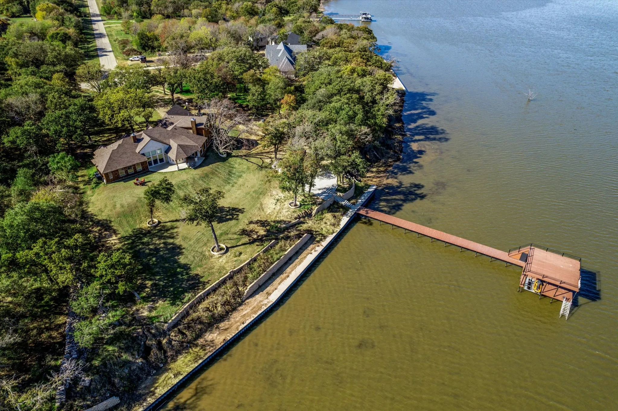 Single Family Residence For Rent in Kaufman County , 8791 Southern Shore Court, Kemp, Texas 75143, 5 Bedroom, 6 Bathroom, 2 Garage spaces, 4,600 Sqft, built in 2020, mls#21276068, Real Estate Agent in Kemp, Homes For Rent in Kaufman county, Homes For Rent in Kemp, Realtor in Kemp Texas, Real Estate Brokerage Independent Realty Texas, Luminita Cordes Realtor
