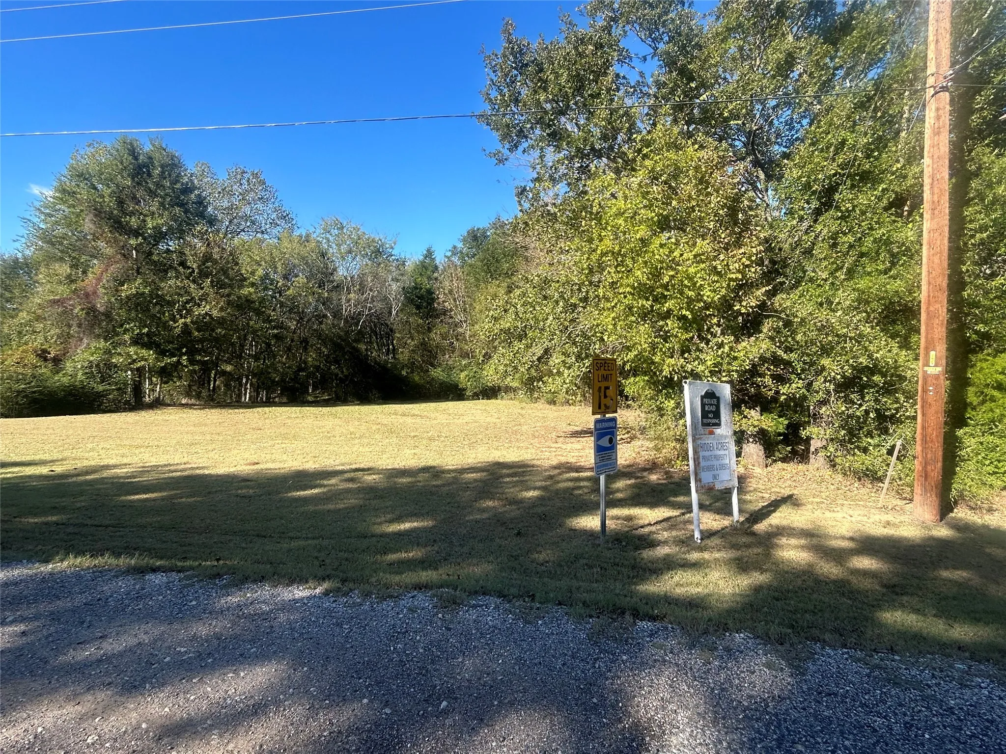 Unimproved Land For Sale in Henderson County , 0 Lake Lane, Eustace, Texas 75124, 0, 0, Garage spaces, 0 Sqft, built in 0, Price $12,000, mls#21276080, Real Estate Agent in Eustace, Homes For Sale in Henderson county, Homes For Sale in Eustace, Realtor in Eustace Texas, Real Estate Brokerage Independent Realty Texas, Luminita Cordes Realtor