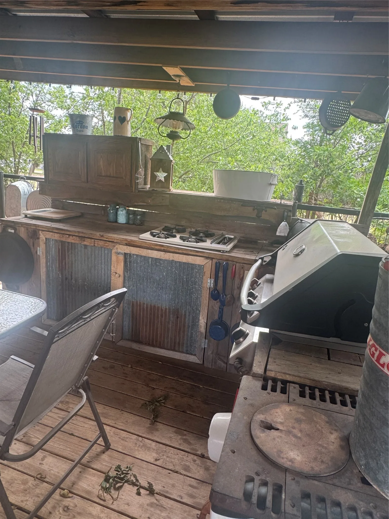 Single Family Residence For Sale in Hardeman County , 400 Cain Street, Quanah, Texas 79252, 3 Bedroom, 1 Bathroom, 2 Garage spaces, 1,941 Sqft, built in 1909, mls#21276094, Real Estate Agent in Quanah, Homes For Sale in Hardeman county, Homes For Sale in Quanah, Realtor in Quanah Texas, Real Estate Brokerage Independent Realty Texas, Luminita Cordes Realtor
