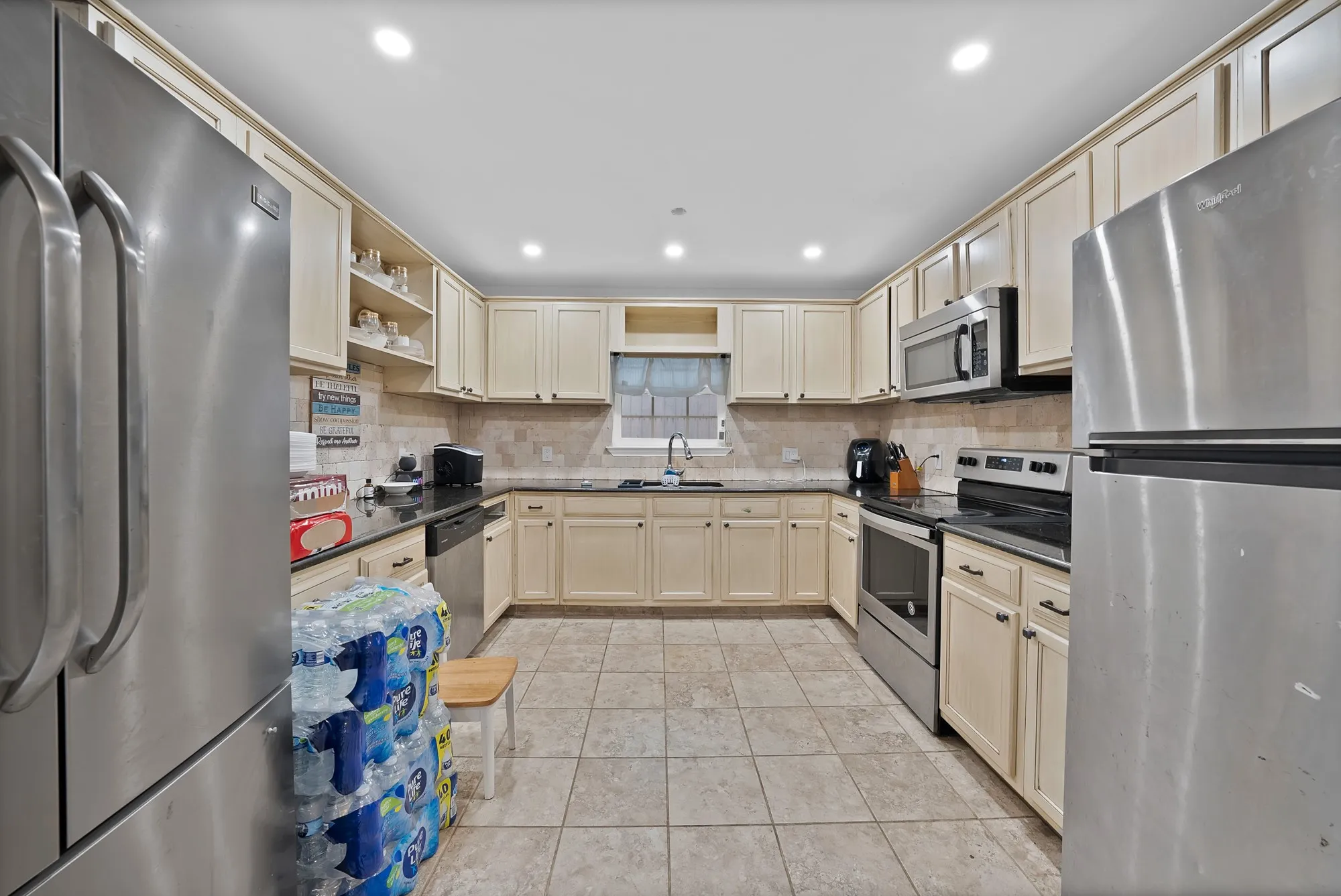 Single Family Residence For Sale in Tarrant County , 2904 Raton Drive, Fort Worth, Texas 76116, 3 Bedroom, 2 Bathroom, 2 Garage spaces, 1,504 Sqft, built in 1961, mls#21276101, Real Estate Agent in Fort Worth, Homes For Sale in Tarrant county, Homes For Sale in Fort Worth, Realtor in Fort Worth Texas, Real Estate Brokerage Independent Realty Texas, Luminita Cordes Realtor