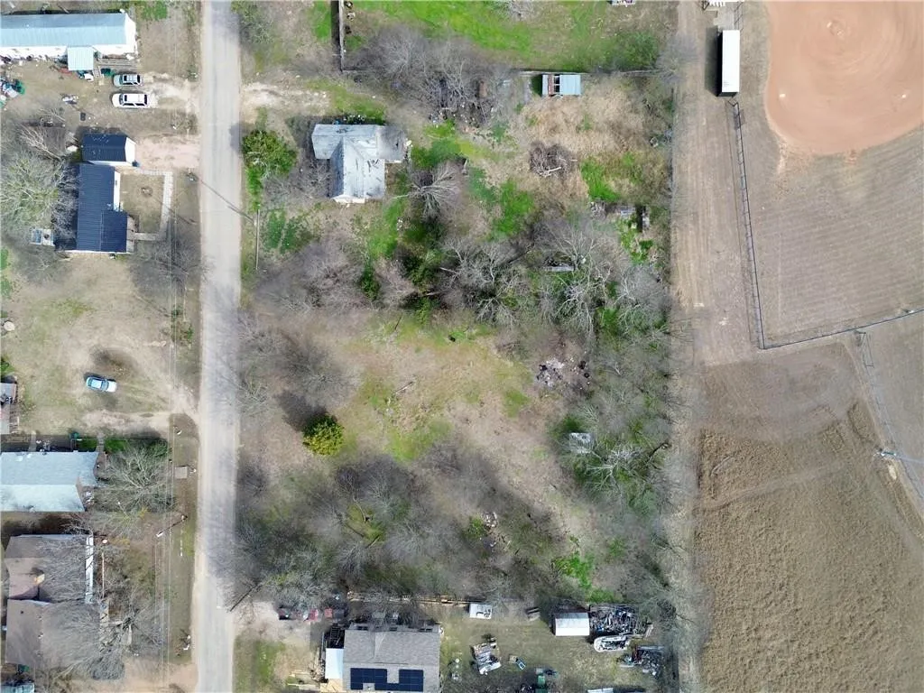 Unimproved Land For Sale in Mc Lennan County , 214 Hungry Hill, Eddy, Texas 76524, 0, 0, Garage spaces, 0 Sqft, built in 0, mls#21275677, Real Estate Agent in Eddy, Homes For Sale in Mc Lennan county, Homes For Sale in Eddy, Realtor in Eddy Texas, Real Estate Brokerage Independent Realty Texas, Luminita Cordes Realtor
