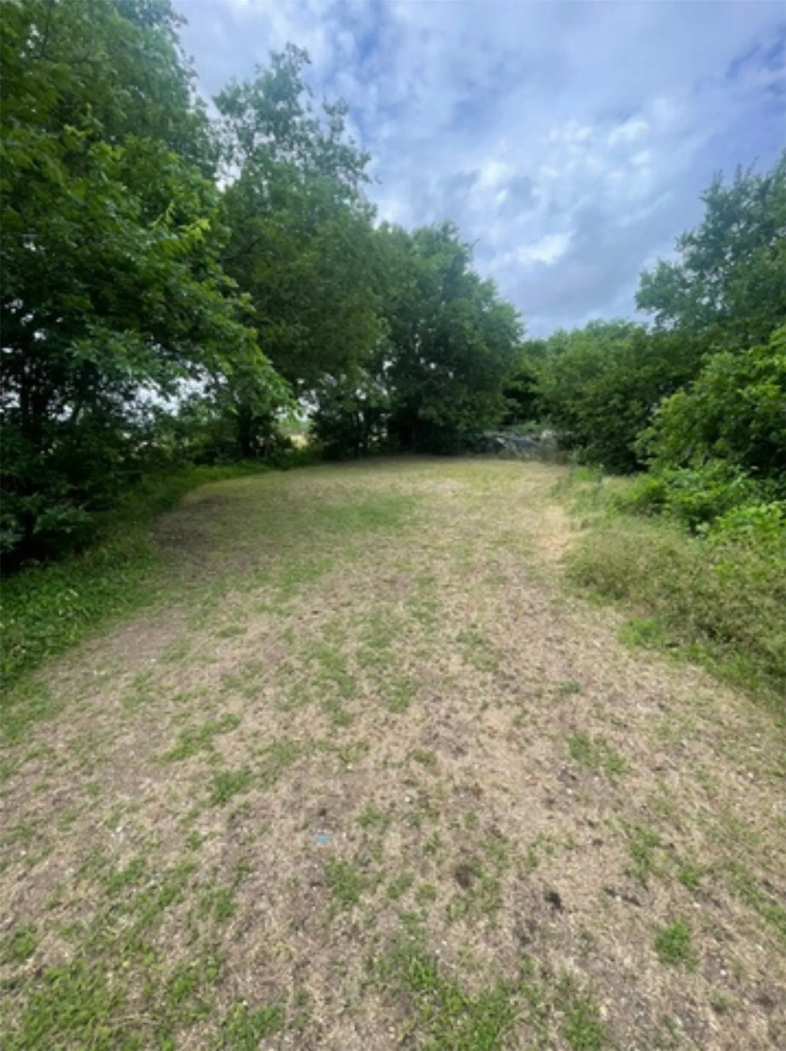 Unimproved Land For Sale in Mc Lennan County , 214 Hungry Hill, Eddy, Texas 76524, 0, 0, Garage spaces, 0 Sqft, built in 0, mls#21275677, Real Estate Agent in Eddy, Homes For Sale in Mc Lennan county, Homes For Sale in Eddy, Realtor in Eddy Texas, Real Estate Brokerage Independent Realty Texas, Luminita Cordes Realtor