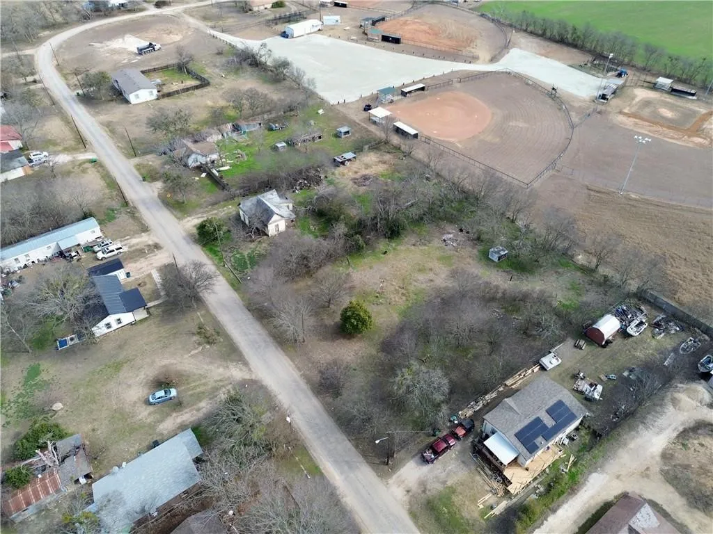 Unimproved Land For Sale in Mc Lennan County , 214 Hungry Hill, Eddy, Texas 76524, 0, 0, Garage spaces, 0 Sqft, built in 0, mls#21275677, Real Estate Agent in Eddy, Homes For Sale in Mc Lennan county, Homes For Sale in Eddy, Realtor in Eddy Texas, Real Estate Brokerage Independent Realty Texas, Luminita Cordes Realtor
