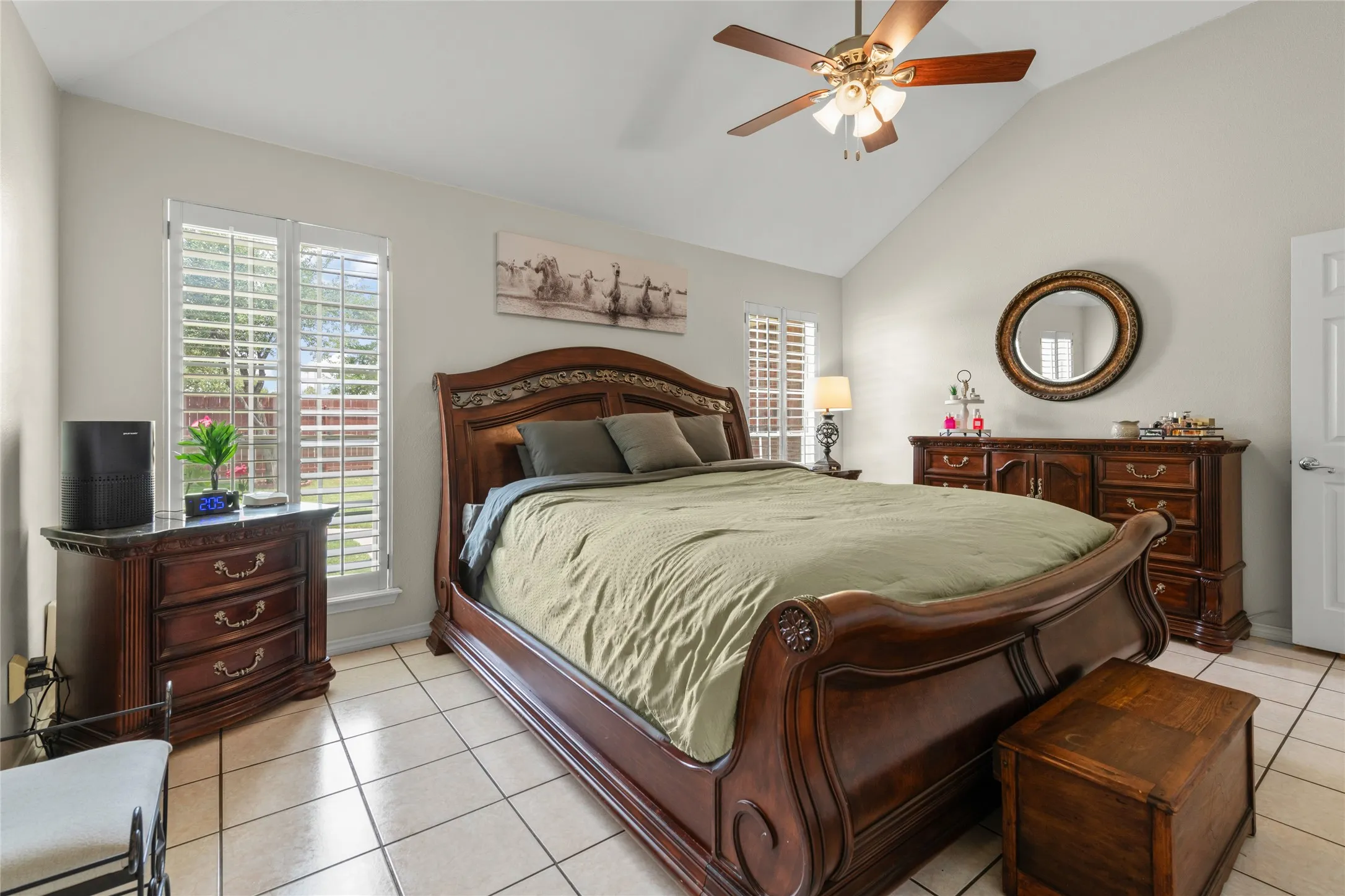 Single Family Residence For Sale in Taylor County , 1041 Parsons Road, Abilene, Texas 79602, 3 Bedrooms, 3 Bathrooms, 2 Garage spaces, 2,703 Sqft, built in 1998, Price $465,000, mls#21272248, Real Estate Agent in Abilene, Homes For Sale in Taylor county, Homes For Sale in Abilene, Realtor in Abilene Texas, Real Estate Brokerage Independent Realty Texas, Luminita Cordes Realtor