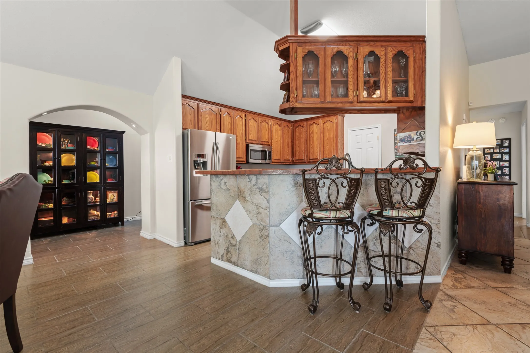 Single Family Residence For Sale in Taylor County , 1041 Parsons Road, Abilene, Texas 79602, 3 Bedrooms, 3 Bathrooms, 2 Garage spaces, 2,703 Sqft, built in 1998, Price $465,000, mls#21272248, Real Estate Agent in Abilene, Homes For Sale in Taylor county, Homes For Sale in Abilene, Realtor in Abilene Texas, Real Estate Brokerage Independent Realty Texas, Luminita Cordes Realtor