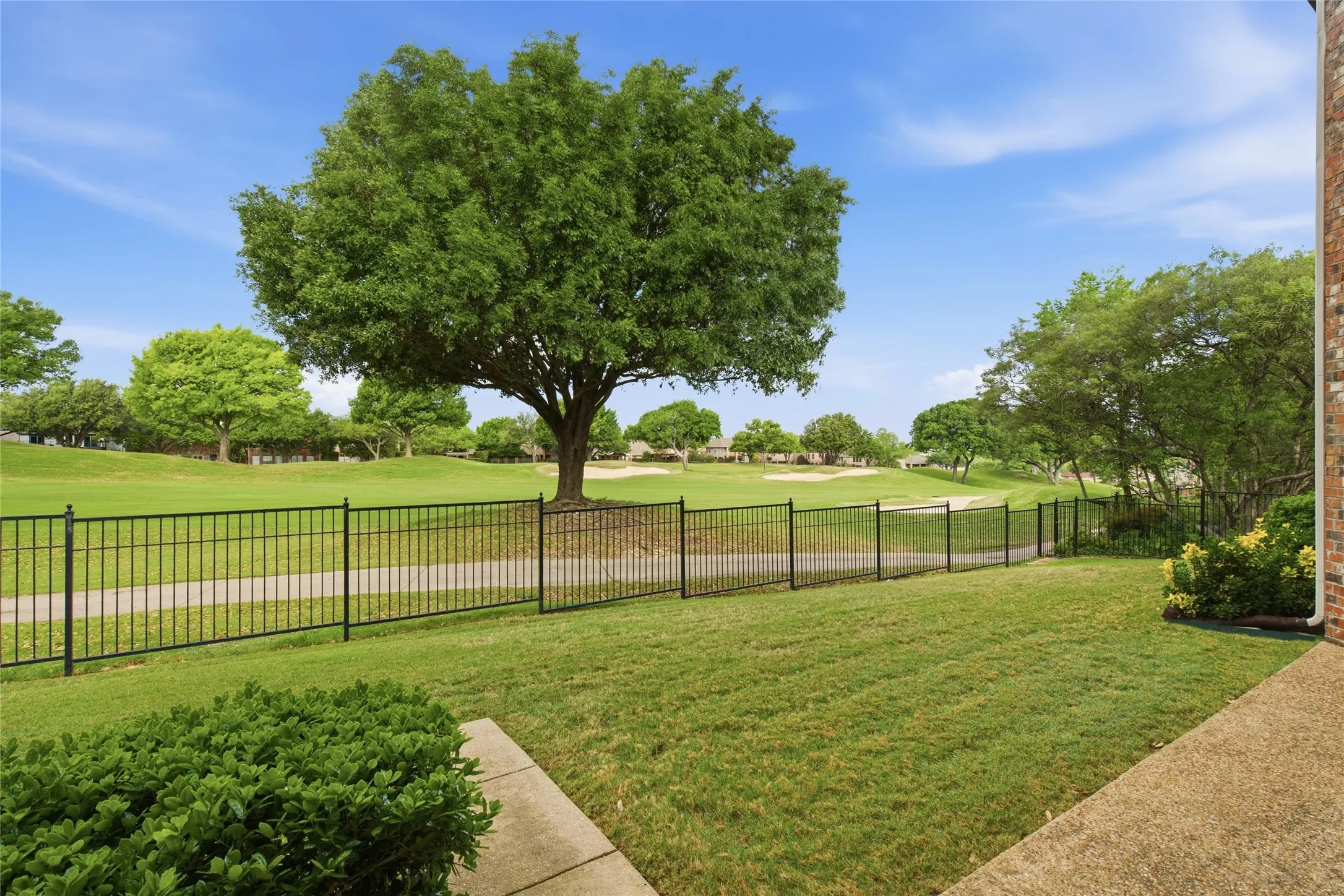 Single Family Residence For Sale in Denton County , 3005 Crooked Stick Drive, Plano, Texas 75093, 3 Bedroom, 4 Bathroom, 2 Garage spaces, 3,248 Sqft, built in 1999, mls#21264539, Real Estate Agent in Plano, Homes For Sale in Denton county, Homes For Sale in Plano, Realtor in Plano Texas, Real Estate Brokerage Independent Realty Texas, Luminita Cordes Realtor