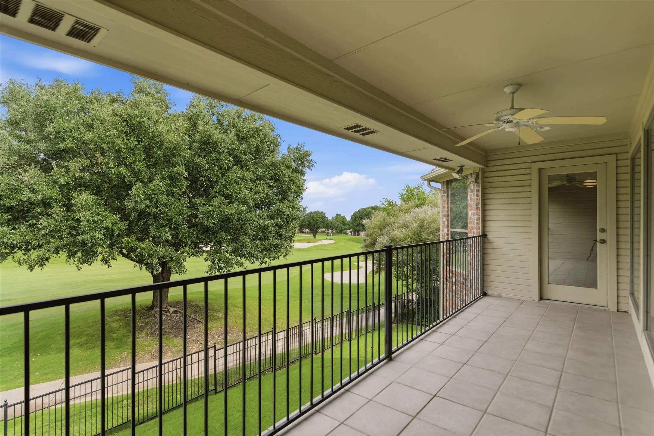 Single Family Residence For Sale in Denton County , 3005 Crooked Stick Drive, Plano, Texas 75093, 3 Bedroom, 4 Bathroom, 2 Garage spaces, 3,248 Sqft, built in 1999, mls#21264539, Real Estate Agent in Plano, Homes For Sale in Denton county, Homes For Sale in Plano, Realtor in Plano Texas, Real Estate Brokerage Independent Realty Texas, Luminita Cordes Realtor
