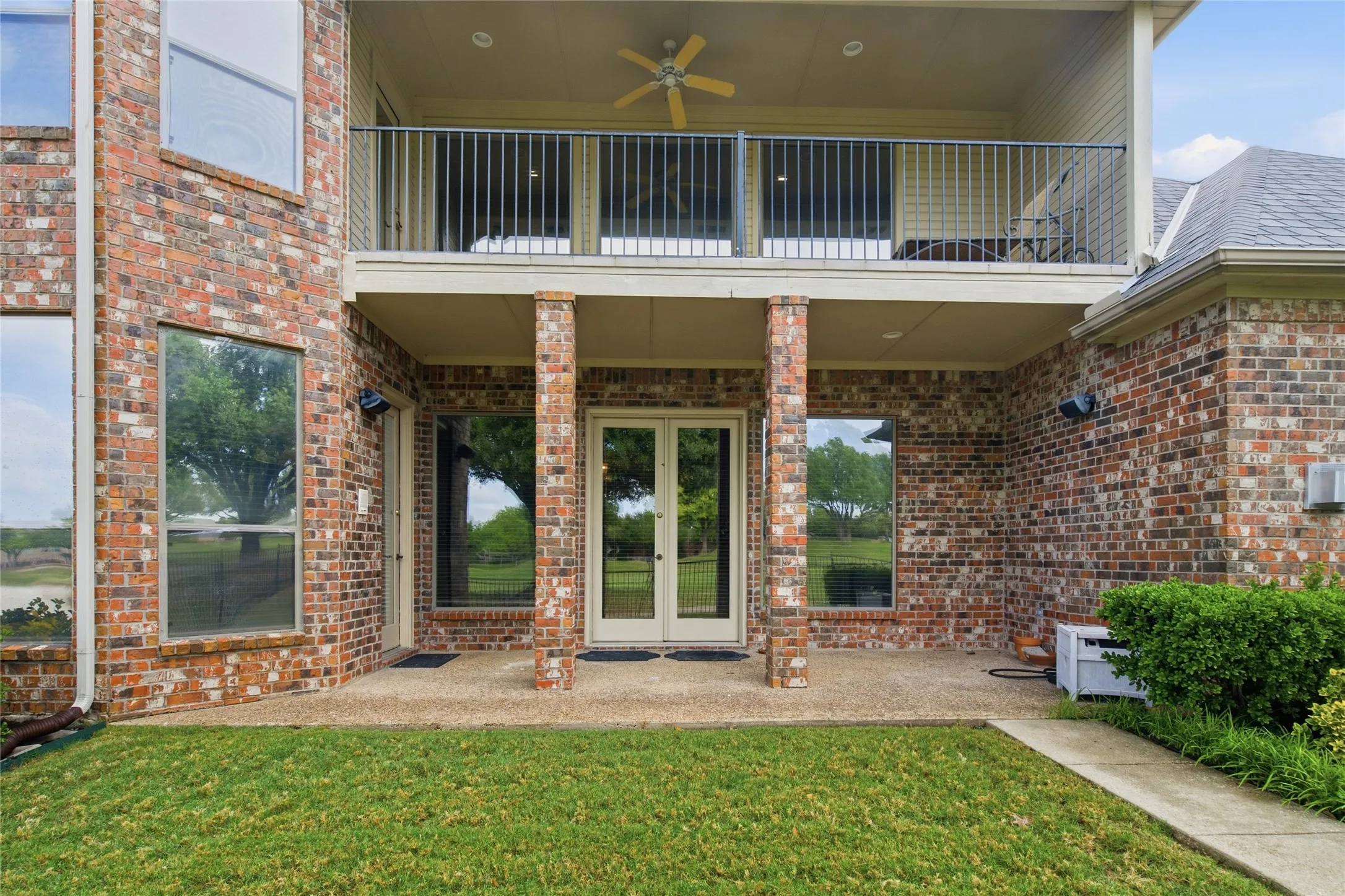 Single Family Residence For Sale in Denton County , 3005 Crooked Stick Drive, Plano, Texas 75093, 3 Bedroom, 4 Bathroom, 2 Garage spaces, 3,248 Sqft, built in 1999, mls#21264539, Real Estate Agent in Plano, Homes For Sale in Denton county, Homes For Sale in Plano, Realtor in Plano Texas, Real Estate Brokerage Independent Realty Texas, Luminita Cordes Realtor