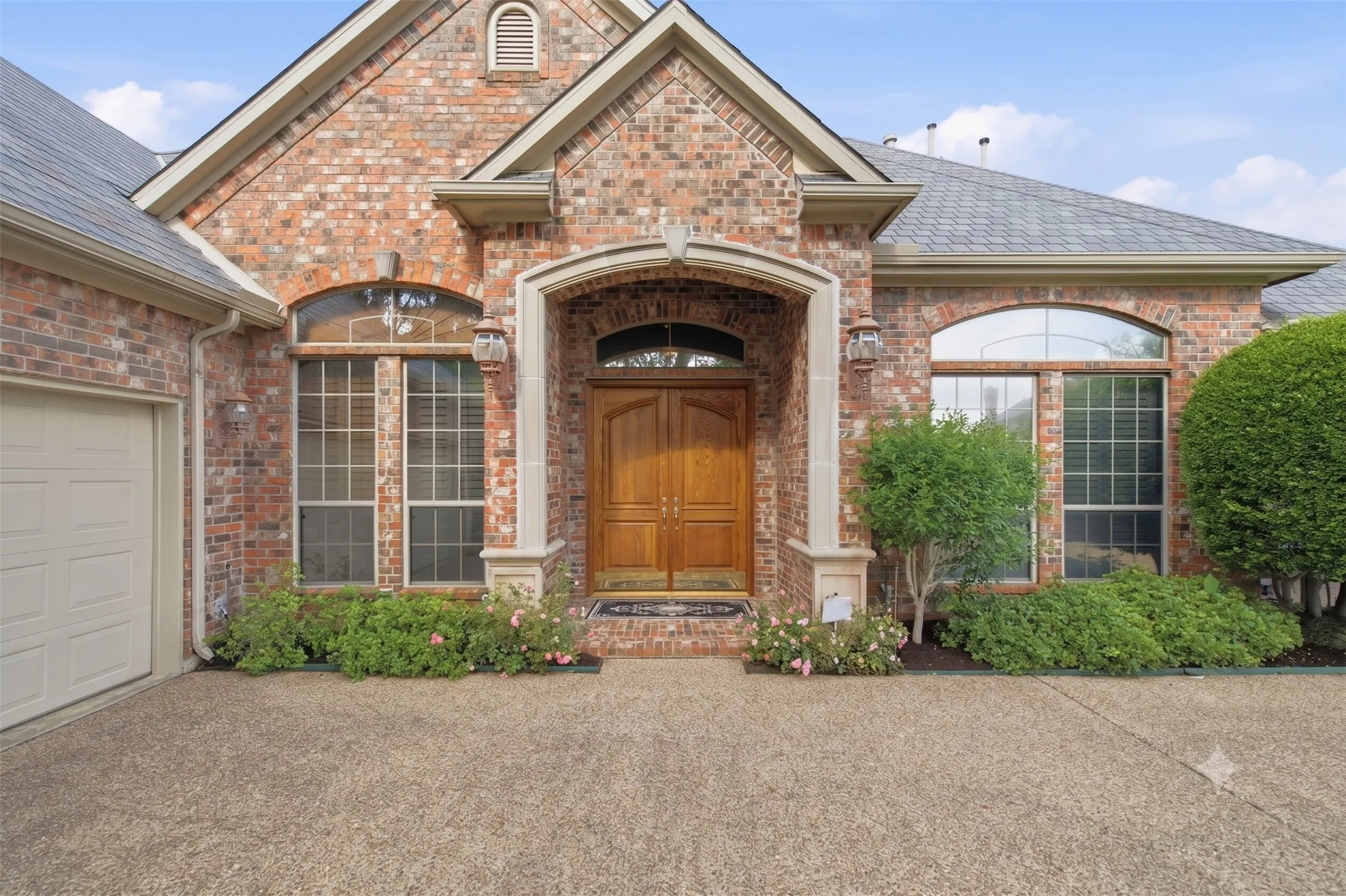 Single Family Residence For Sale in Denton County , 3005 Crooked Stick Drive, Plano, Texas 75093, 3 Bedroom, 4 Bathroom, 2 Garage spaces, 3,248 Sqft, built in 1999, mls#21264539, Real Estate Agent in Plano, Homes For Sale in Denton county, Homes For Sale in Plano, Realtor in Plano Texas, Real Estate Brokerage Independent Realty Texas, Luminita Cordes Realtor