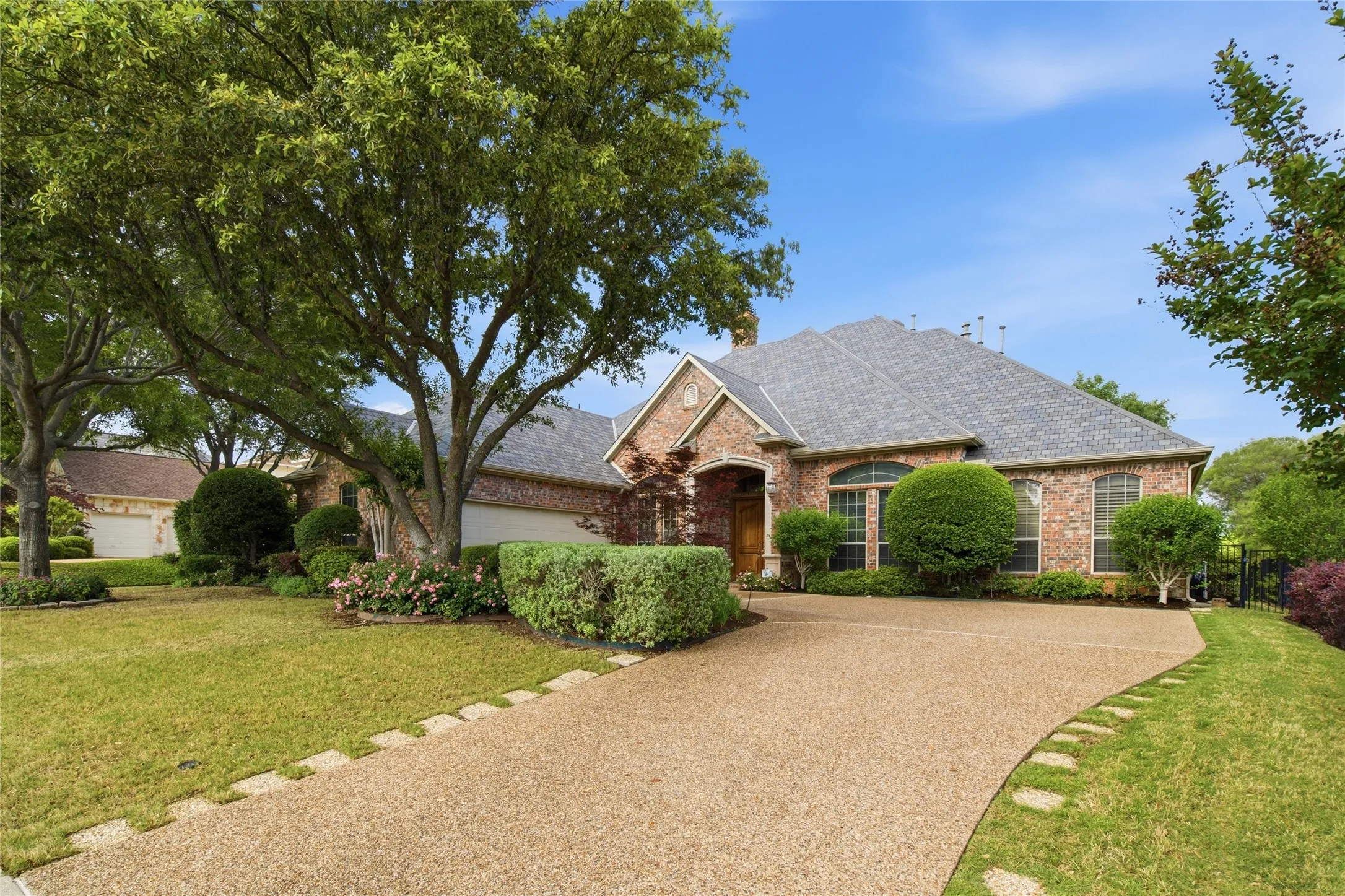 Single Family Residence For Sale in Denton County , 3005 Crooked Stick Drive, Plano, Texas 75093, 3 Bedroom, 4 Bathroom, 2 Garage spaces, 3,248 Sqft, built in 1999, mls#21264539, Real Estate Agent in Plano, Homes For Sale in Denton county, Homes For Sale in Plano, Realtor in Plano Texas, Real Estate Brokerage Independent Realty Texas, Luminita Cordes Realtor