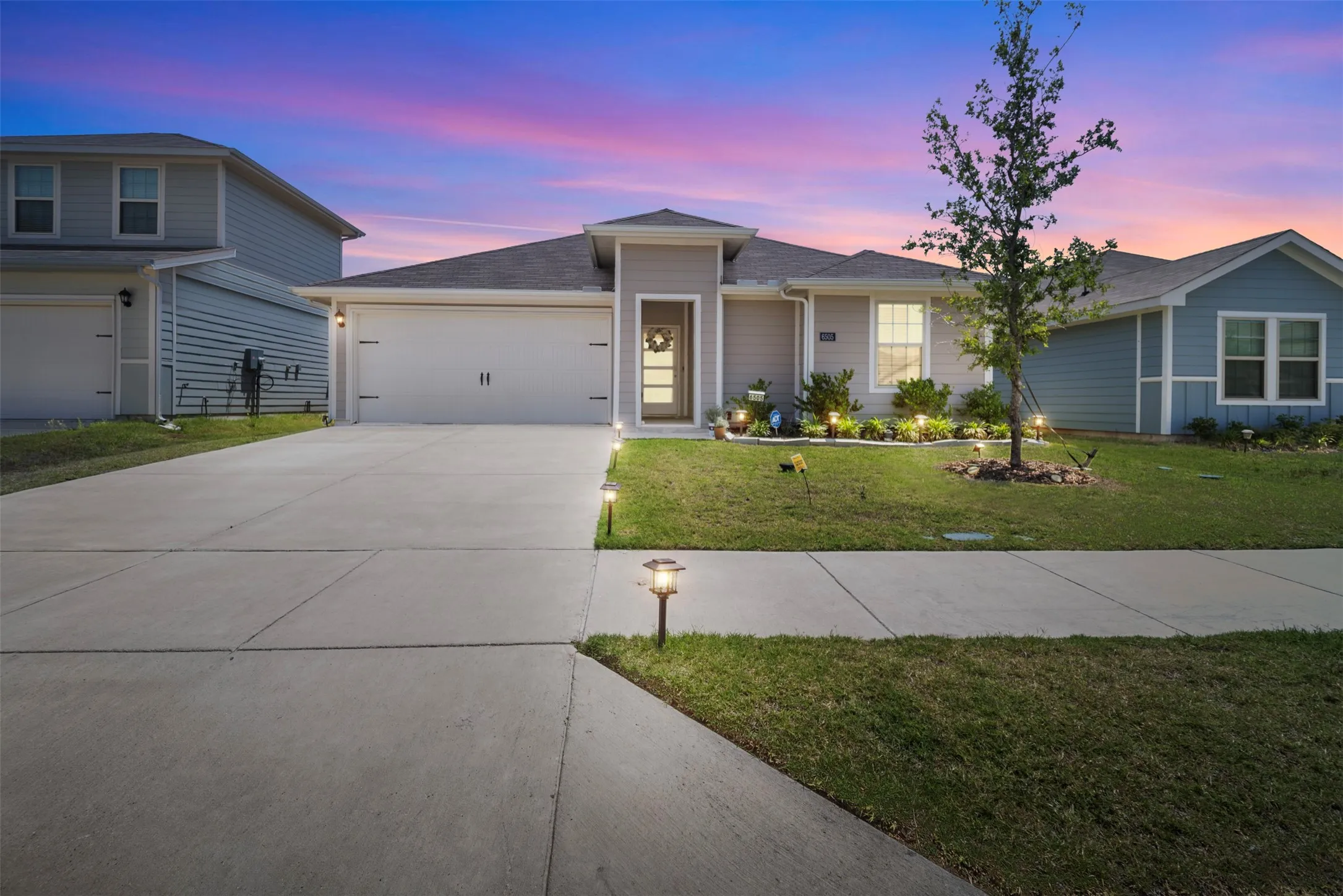 Single Family Residence For Sale in Collin County , 6505 Shoreline Lane, Princeton, Texas 75407, 3 Bedroom, 2 Bathroom, 2 Garage spaces, 1,285 Sqft, built in 2023, mls#21276057, Real Estate Agent in Princeton, Homes For Sale in Collin county, Homes For Sale in Princeton, Realtor in Princeton Texas, Real Estate Brokerage Independent Realty Texas, Luminita Cordes Realtor