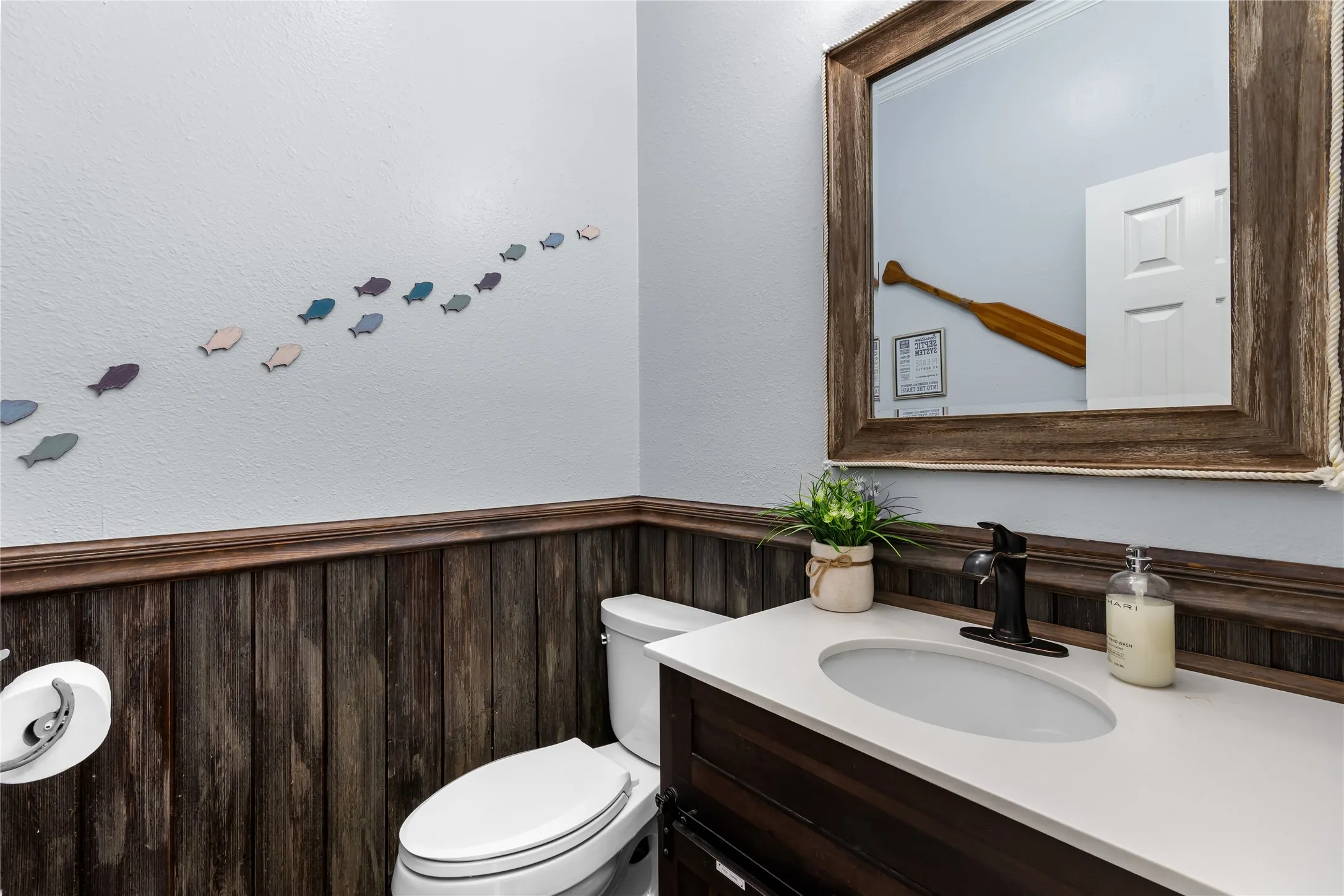 Single Family Residence For Sale in Van Zandt County , 230 Vz County Road 1833, Grand Saline, Texas 75140, 3 Bedroom, 3 Bathroom, 3 Garage spaces, 2,202 Sqft, built in 2008, mls#21260052, Real Estate Agent in Grand Saline, Homes For Sale in Van Zandt county, Homes For Sale in Grand Saline, Realtor in Grand Saline Texas, Real Estate Brokerage Independent Realty Texas, Luminita Cordes Realtor