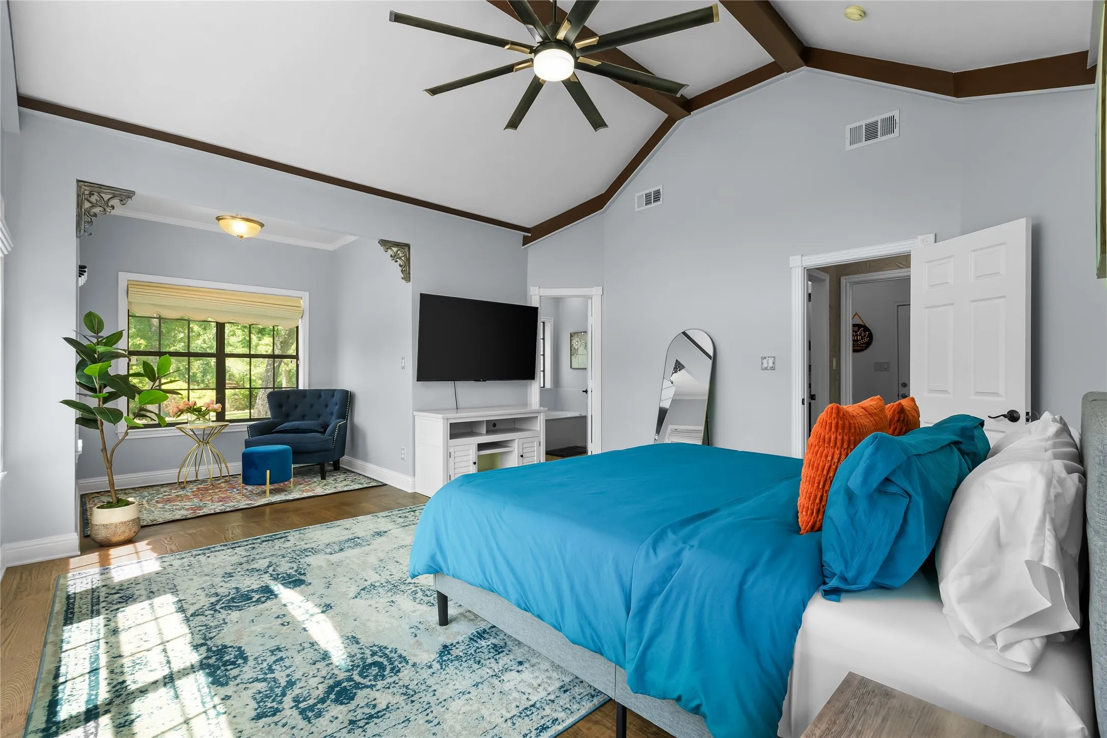Single Family Residence For Sale in Van Zandt County , 230 Vz County Road 1833, Grand Saline, Texas 75140, 3 Bedroom, 3 Bathroom, 3 Garage spaces, 2,202 Sqft, built in 2008, mls#21260052, Real Estate Agent in Grand Saline, Homes For Sale in Van Zandt county, Homes For Sale in Grand Saline, Realtor in Grand Saline Texas, Real Estate Brokerage Independent Realty Texas, Luminita Cordes Realtor