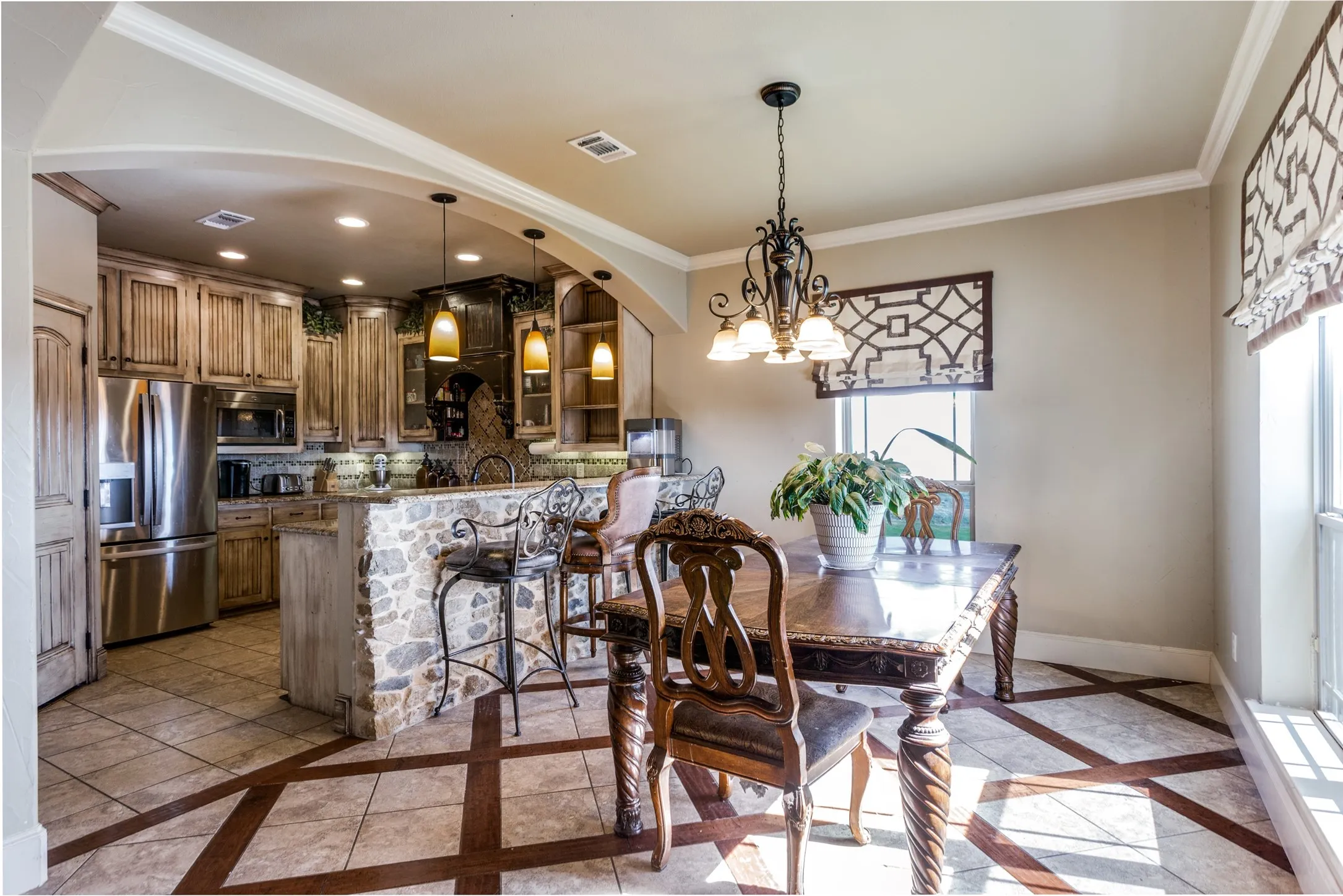 Single Family Residence For Sale in Wise County , 1233 County Road 3550, Paradise, Texas 76073, 4 Bedroom, 3 Bathroom, 2 Garage spaces, 3,030 Sqft, built in 2010, mls#21276178, Real Estate Agent in Paradise, Homes For Sale in Wise county, Homes For Sale in Paradise, Realtor in Paradise Texas, Real Estate Brokerage Independent Realty Texas, Luminita Cordes Realtor