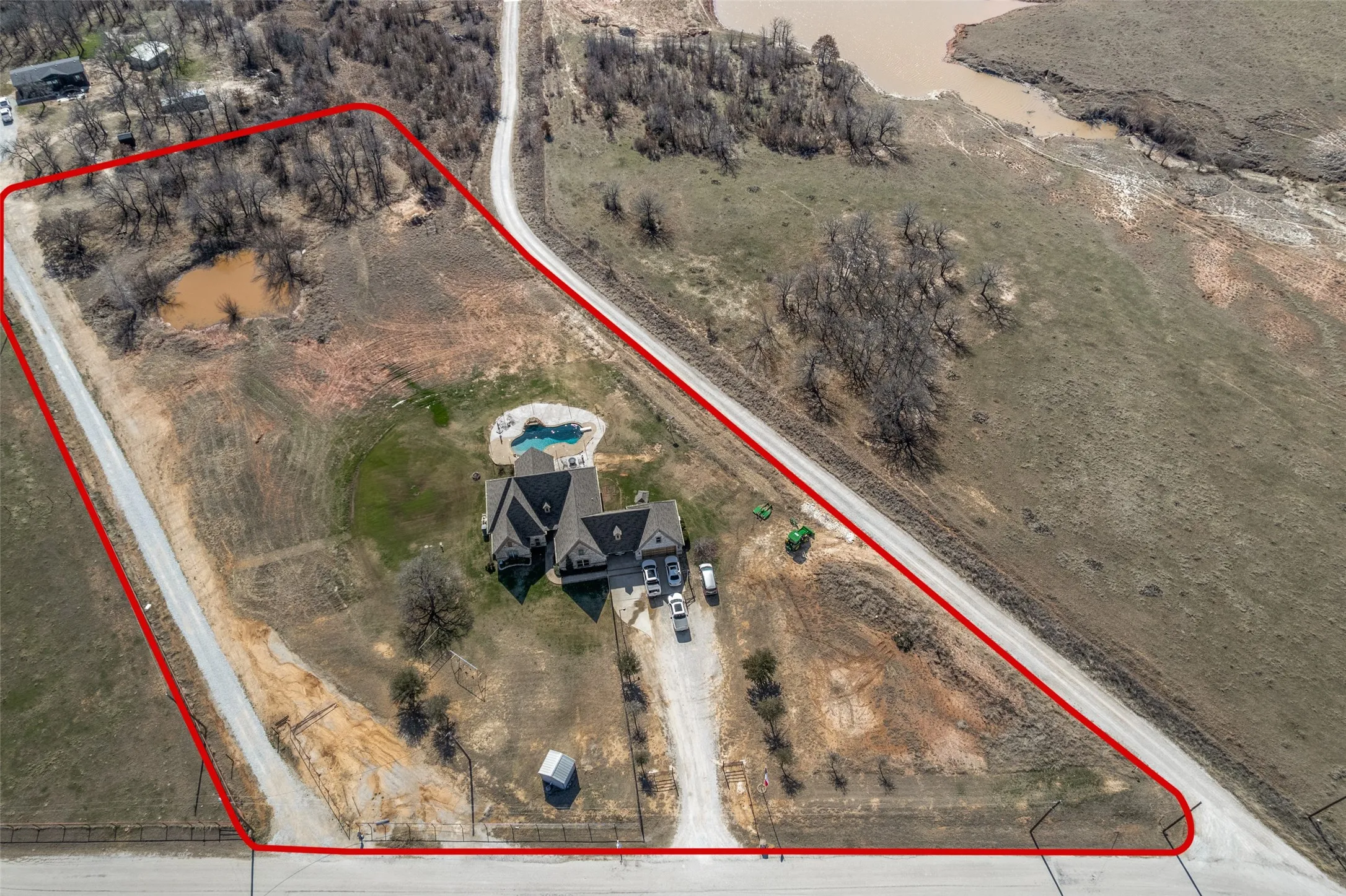 Single Family Residence For Sale in Wise County , 1233 County Road 3550, Paradise, Texas 76073, 4 Bedroom, 3 Bathroom, 2 Garage spaces, 3,030 Sqft, built in 2010, mls#21276178, Real Estate Agent in Paradise, Homes For Sale in Wise county, Homes For Sale in Paradise, Realtor in Paradise Texas, Real Estate Brokerage Independent Realty Texas, Luminita Cordes Realtor