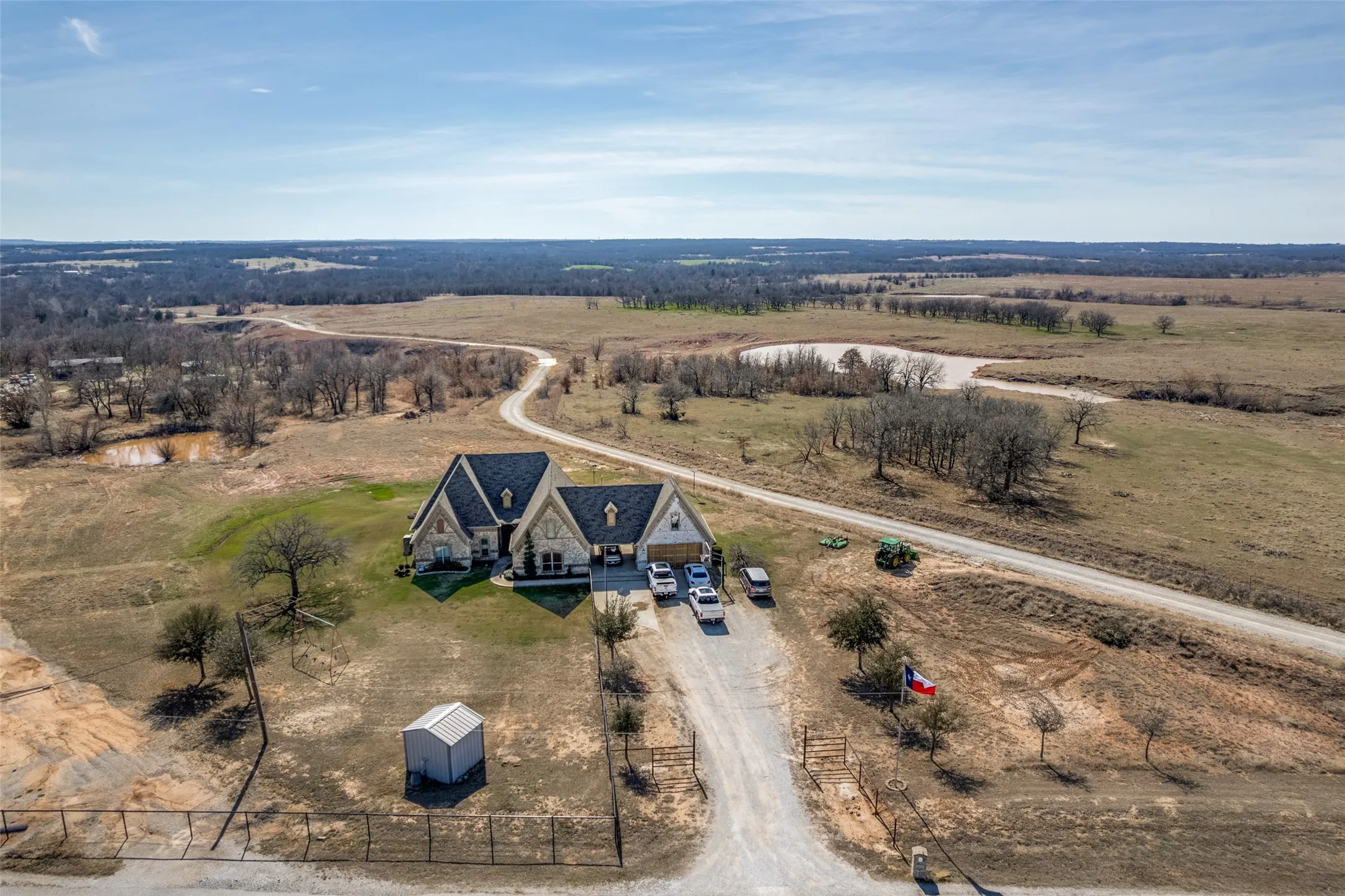 Single Family Residence For Sale in Wise County , 1233 County Road 3550, Paradise, Texas 76073, 4 Bedroom, 3 Bathroom, 2 Garage spaces, 3,030 Sqft, built in 2010, mls#21276178, Real Estate Agent in Paradise, Homes For Sale in Wise county, Homes For Sale in Paradise, Realtor in Paradise Texas, Real Estate Brokerage Independent Realty Texas, Luminita Cordes Realtor
