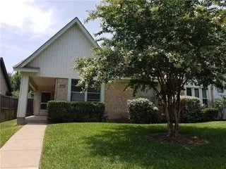 Townhouse For Sale in Dallas County , 4907 Rollingwood Court, Garland, Texas 75043, 3 Bedroom, 2 Bathroom, Garage spaces, 1,235 Sqft, built in 1973, mls#21276173, Real Estate Agent in Garland, Homes For Sale in Dallas county, Homes For Sale in Garland, Realtor in Garland Texas, Real Estate Brokerage Independent Realty Texas, Luminita Cordes Realtor