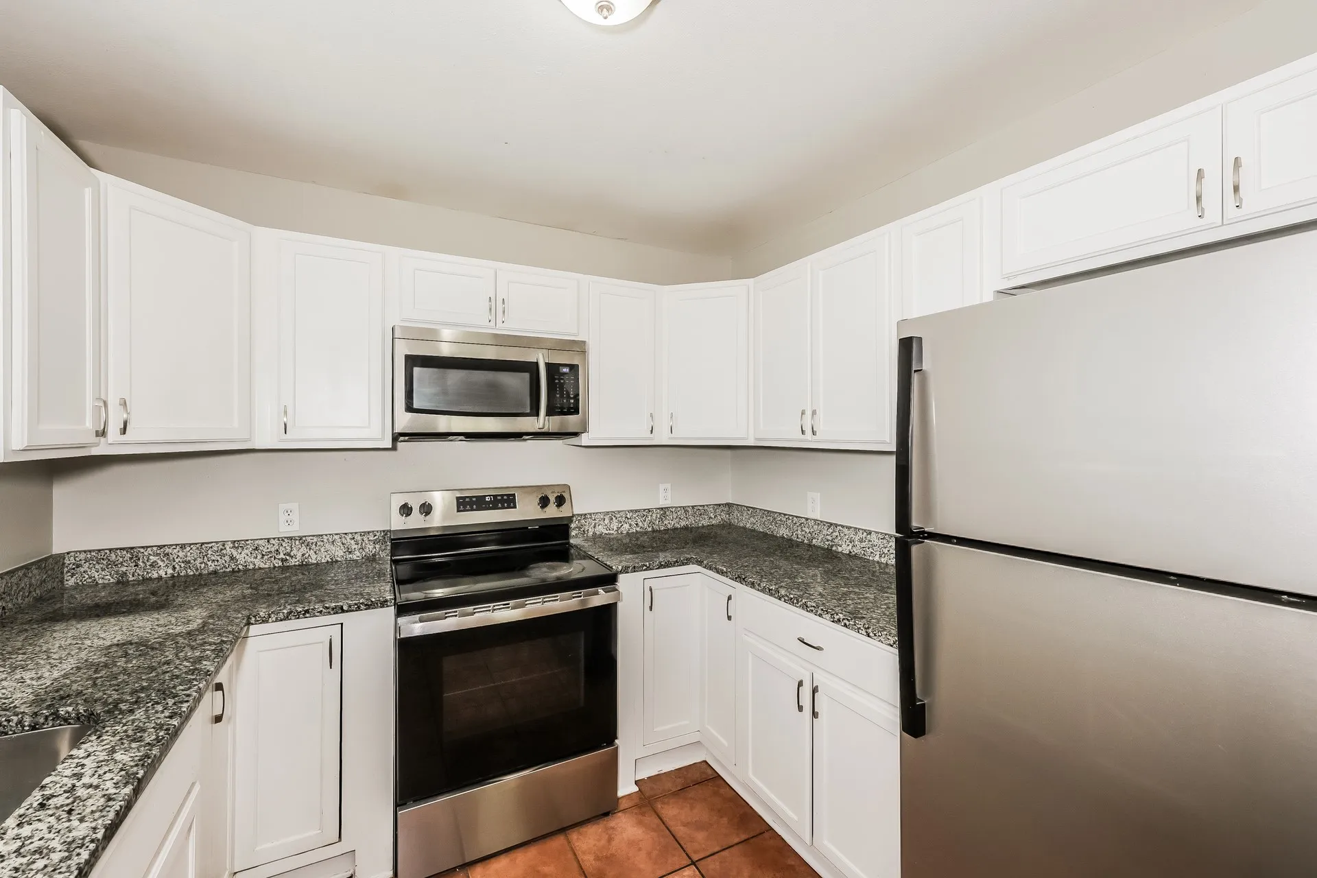 Single Family Residence For Sale in Dallas County , 10522 Woodleaf Drive, Dallas, Texas 75227, 3 Bedroom, 3 Bathroom, 1 Garage spaces, 1,578 Sqft, built in 2002, mls#21274664, Real Estate Agent in Dallas, Homes For Sale in Dallas county, Homes For Sale in Dallas, Realtor in Dallas Texas, Real Estate Brokerage Independent Realty Texas, Luminita Cordes Realtor