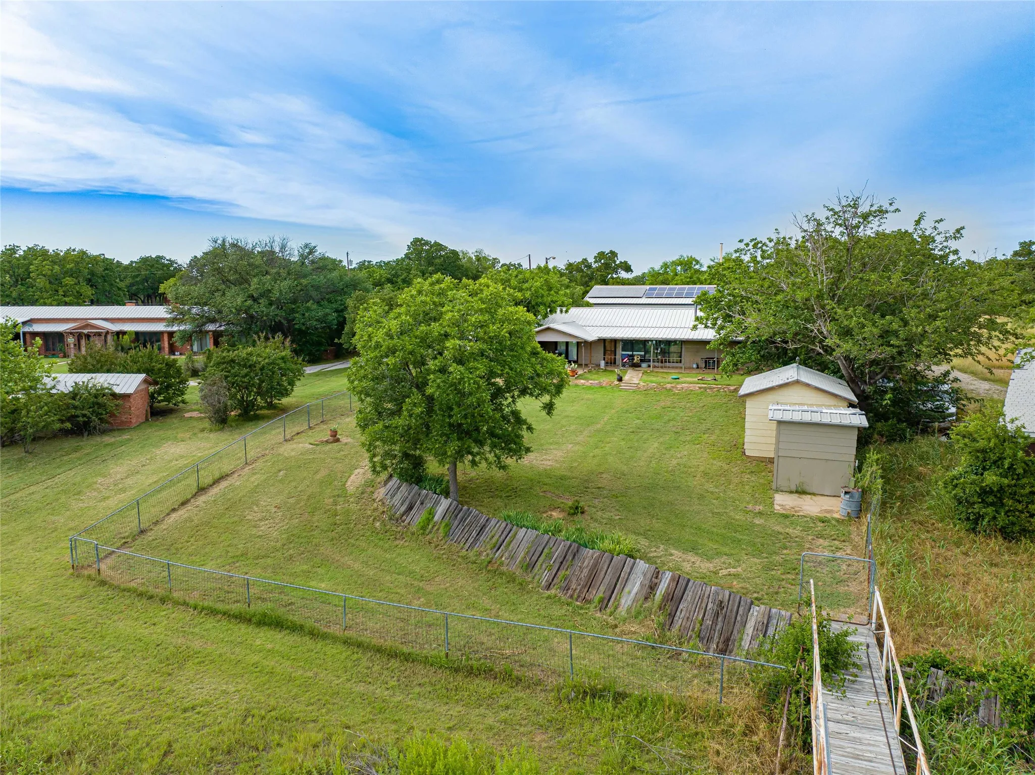 Single Family Residence For Sale in Stephens County , 3267 County Road 320, Breckenridge, Texas 76424, 3 Bedrooms, 2 Bathrooms, 2 Garage spaces, 2,040 Sqft, built in 1980, Price $449,000, mls#21259558, Real Estate Agent in Breckenridge, Homes For Sale in Stephens county, Homes For Sale in Breckenridge, Realtor in Breckenridge Texas, Real Estate Brokerage Independent Realty Texas, Luminita Cordes Realtor