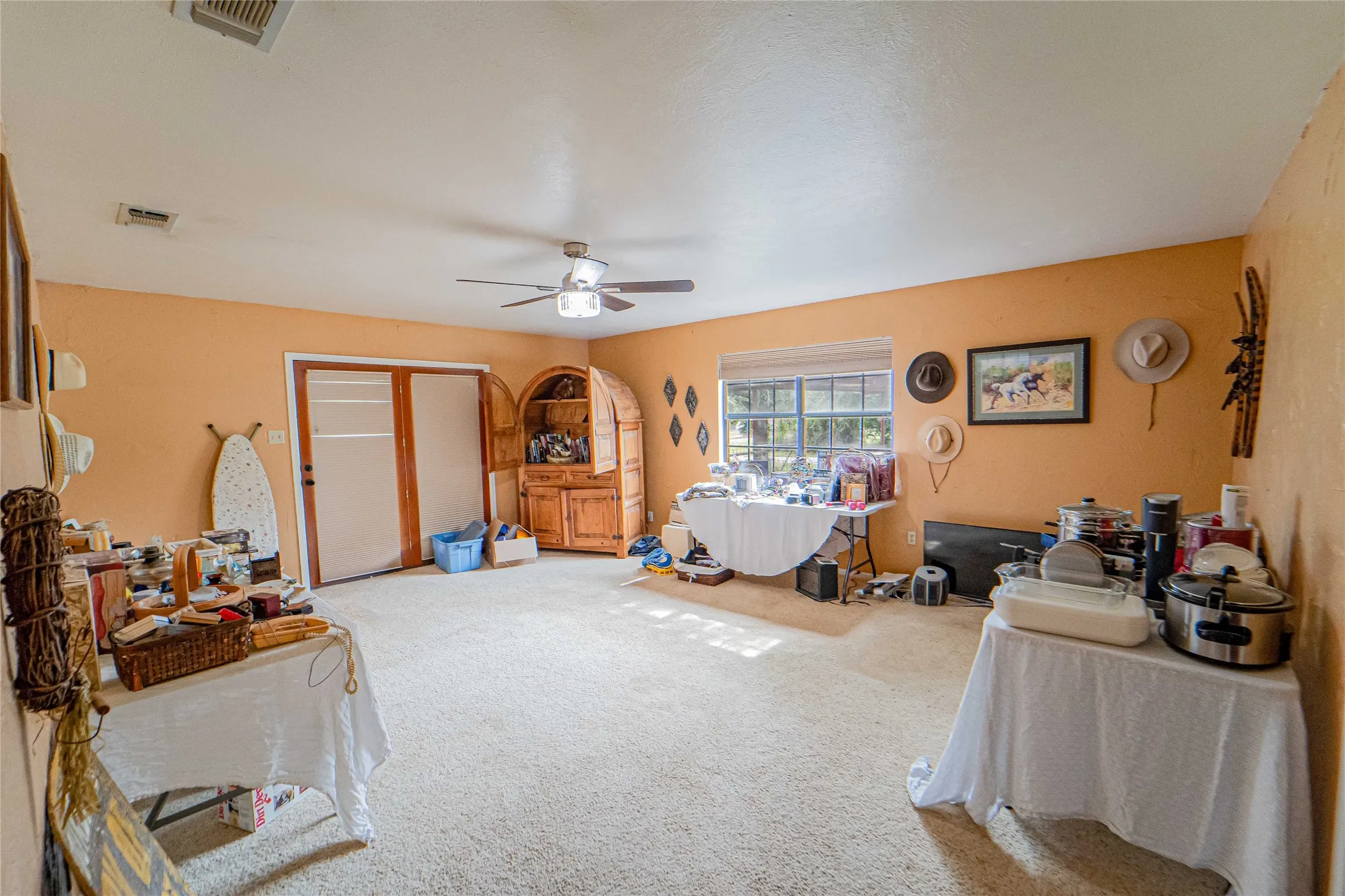 Single Family Residence For Sale in Stephens County , 3267 County Road 320, Breckenridge, Texas 76424, 3 Bedrooms, 2 Bathrooms, 2 Garage spaces, 2,040 Sqft, built in 1980, Price $449,000, mls#21259558, Real Estate Agent in Breckenridge, Homes For Sale in Stephens county, Homes For Sale in Breckenridge, Realtor in Breckenridge Texas, Real Estate Brokerage Independent Realty Texas, Luminita Cordes Realtor