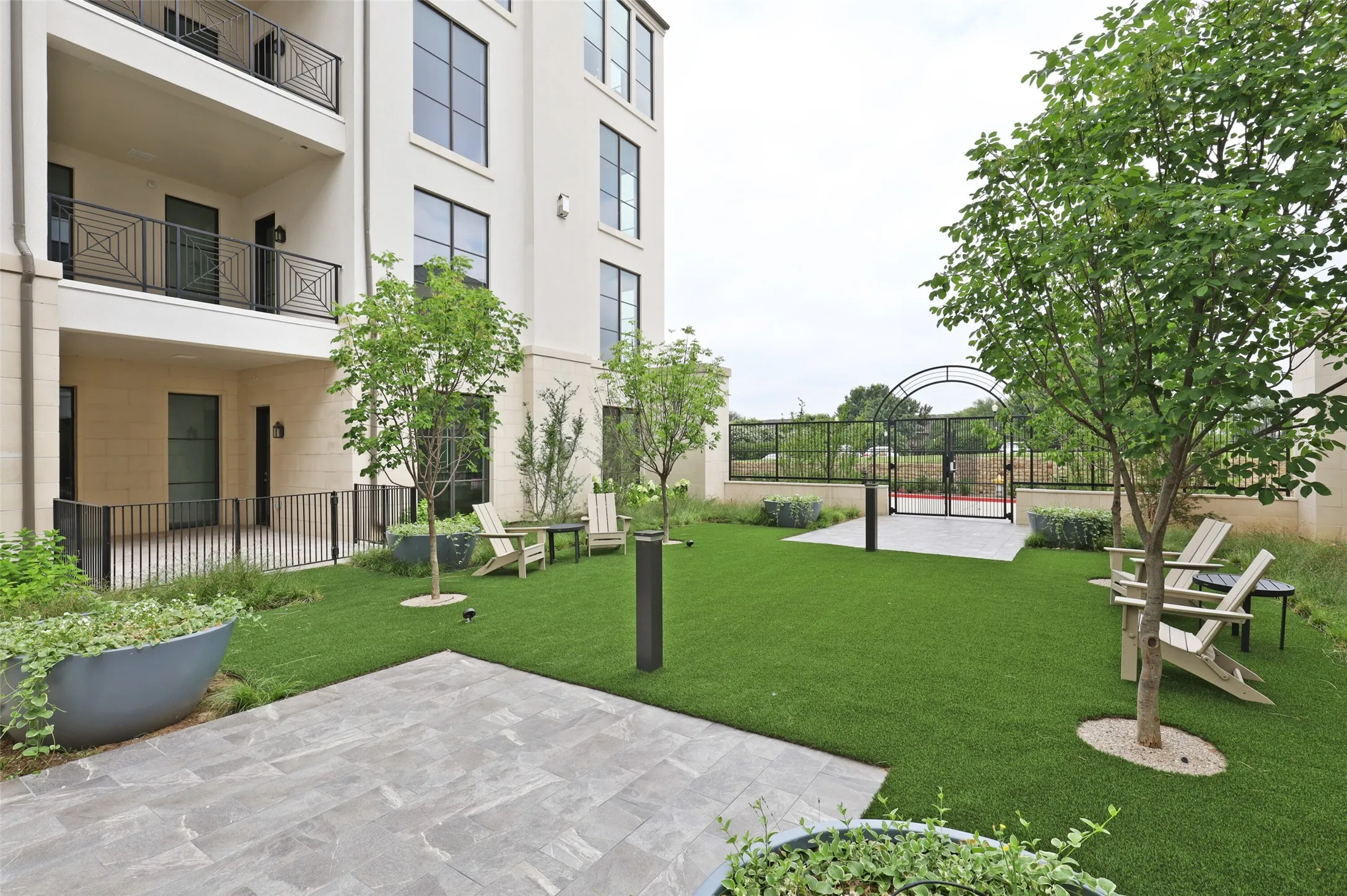 Condominium For Sale in Denton County , 5270 Town and Country Boulevard 225, Frisco, Texas 75034, 2 Bedroom, 3 Bathroom, 2 Garage spaces, 2,427 Sqft, built in 2019, mls#21269908, Real Estate Agent in Frisco, Homes For Sale in Denton county, Homes For Sale in Frisco, Realtor in Frisco Texas, Real Estate Brokerage Independent Realty Texas, Luminita Cordes Realtor