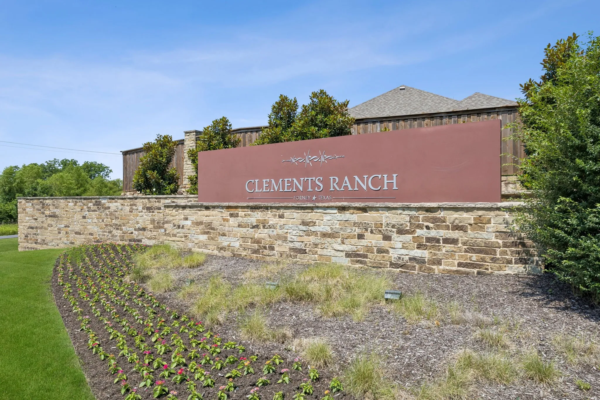 Single Family Residence For Sale in Kaufman County , 4261 Bullock Lane, Forney, Texas 75126, 5 Bedroom, 3 Bathroom, 2 Garage spaces, 2,067 Sqft, built in 2021, mls#21273577, Real Estate Agent in Forney, Homes For Sale in Kaufman county, Homes For Sale in Forney, Realtor in Forney Texas, Real Estate Brokerage Independent Realty Texas, Luminita Cordes Realtor