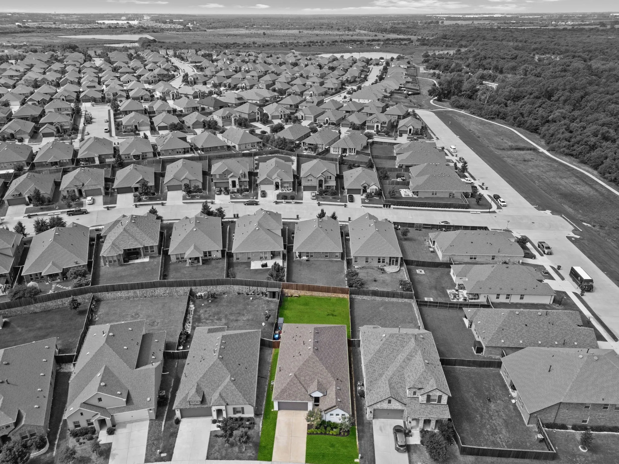 Single Family Residence For Sale in Kaufman County , 4261 Bullock Lane, Forney, Texas 75126, 5 Bedroom, 3 Bathroom, 2 Garage spaces, 2,067 Sqft, built in 2021, mls#21273577, Real Estate Agent in Forney, Homes For Sale in Kaufman county, Homes For Sale in Forney, Realtor in Forney Texas, Real Estate Brokerage Independent Realty Texas, Luminita Cordes Realtor