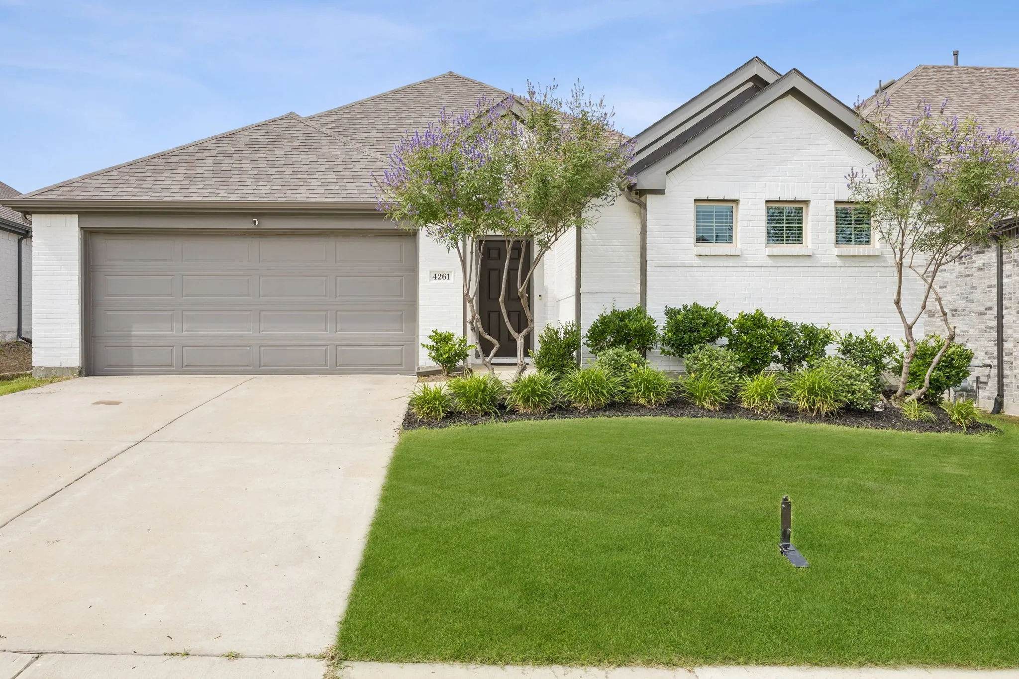 Single Family Residence For Sale in Kaufman County , 4261 Bullock Lane, Forney, Texas 75126, 5 Bedroom, 3 Bathroom, 2 Garage spaces, 2,067 Sqft, built in 2021, mls#21273577, Real Estate Agent in Forney, Homes For Sale in Kaufman county, Homes For Sale in Forney, Realtor in Forney Texas, Real Estate Brokerage Independent Realty Texas, Luminita Cordes Realtor