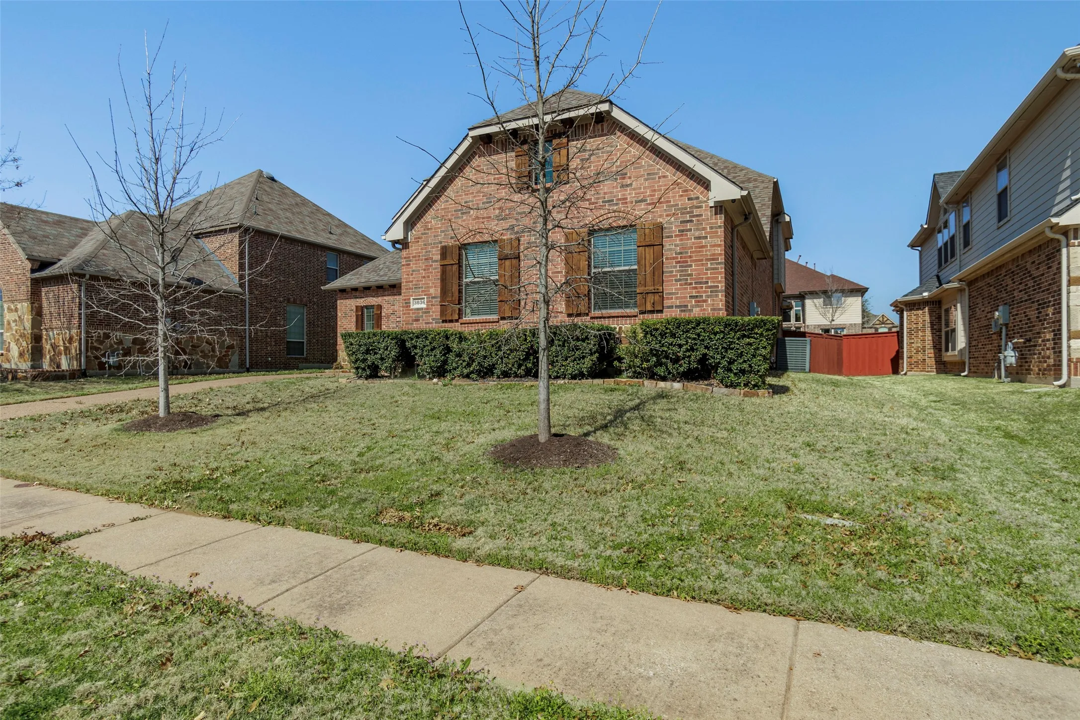 Single Family Residence For Sale in Tarrant County , 3036 Larreta, Grand Prairie, Texas 75054, 4 Bedroom, 4 Bathroom, 2 Garage spaces, 3,169 Sqft, built in 2006, mls#21275519, Real Estate Agent in Grand Prairie, Homes For Sale in Tarrant county, Homes For Sale in Grand Prairie, Realtor in Grand Prairie Texas, Real Estate Brokerage Independent Realty Texas, Luminita Cordes Realtor