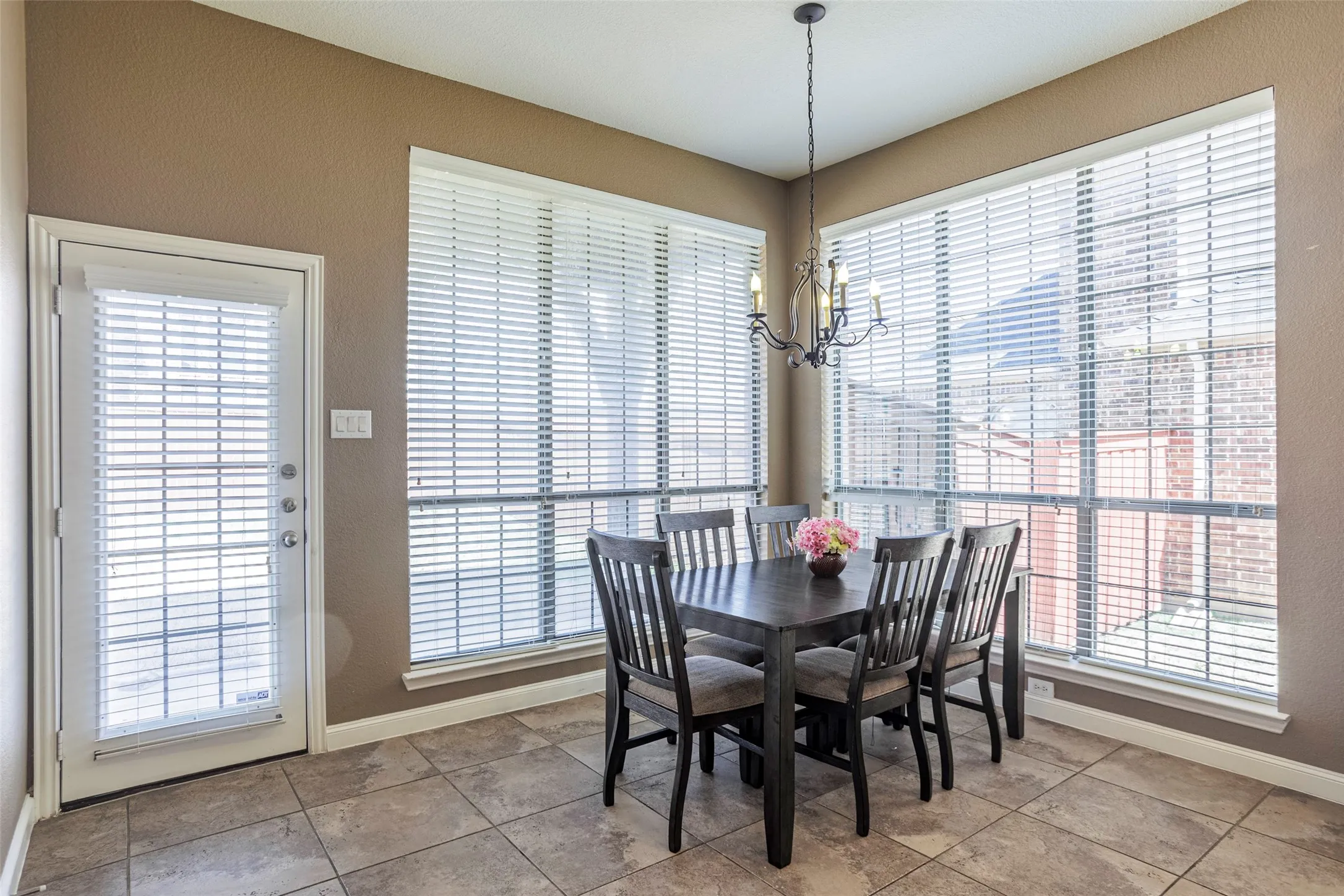 Single Family Residence For Sale in Tarrant County , 3036 Larreta, Grand Prairie, Texas 75054, 4 Bedroom, 4 Bathroom, 2 Garage spaces, 3,169 Sqft, built in 2006, mls#21275519, Real Estate Agent in Grand Prairie, Homes For Sale in Tarrant county, Homes For Sale in Grand Prairie, Realtor in Grand Prairie Texas, Real Estate Brokerage Independent Realty Texas, Luminita Cordes Realtor