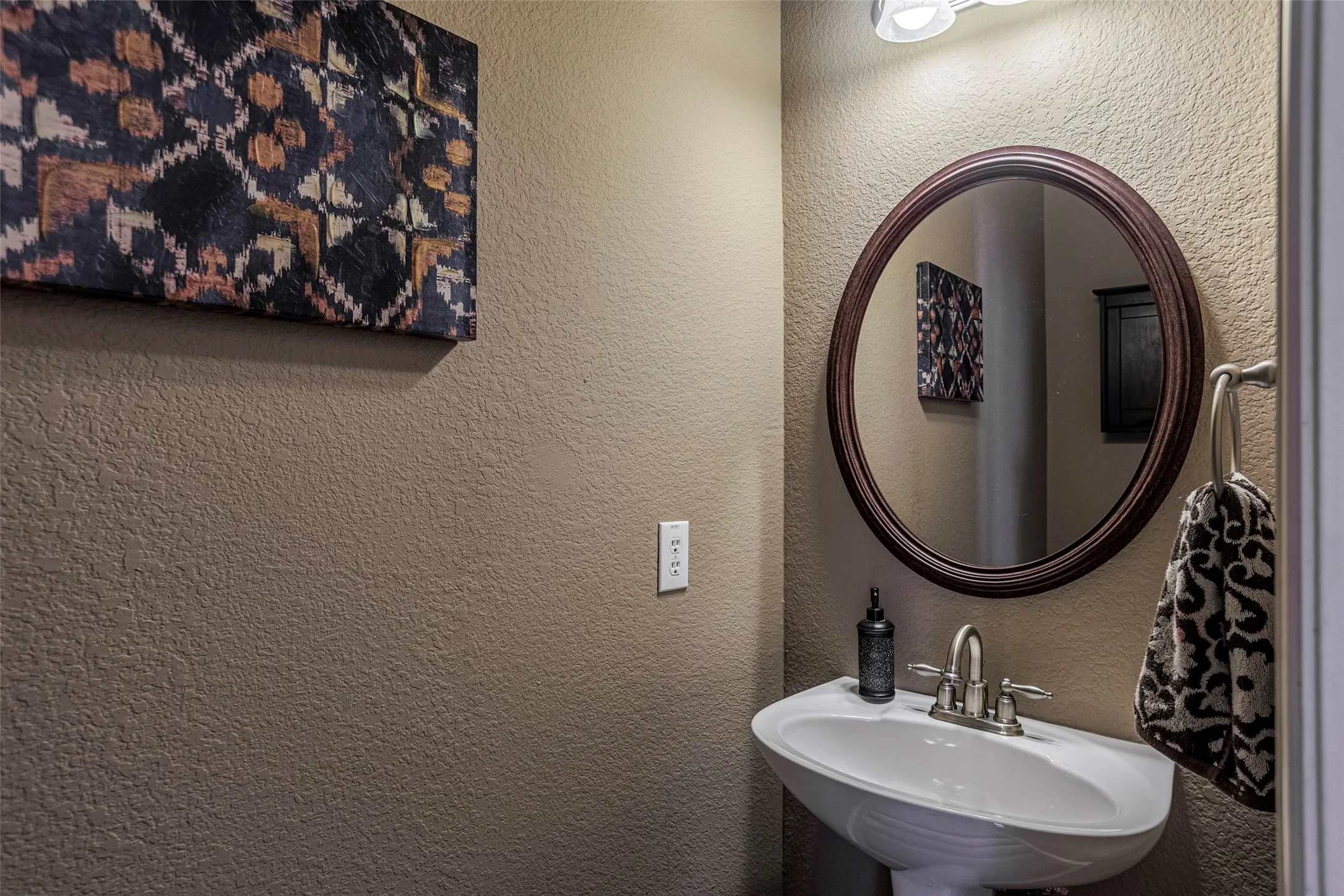 Single Family Residence For Sale in Tarrant County , 3036 Larreta, Grand Prairie, Texas 75054, 4 Bedroom, 4 Bathroom, 2 Garage spaces, 3,169 Sqft, built in 2006, mls#21275519, Real Estate Agent in Grand Prairie, Homes For Sale in Tarrant county, Homes For Sale in Grand Prairie, Realtor in Grand Prairie Texas, Real Estate Brokerage Independent Realty Texas, Luminita Cordes Realtor