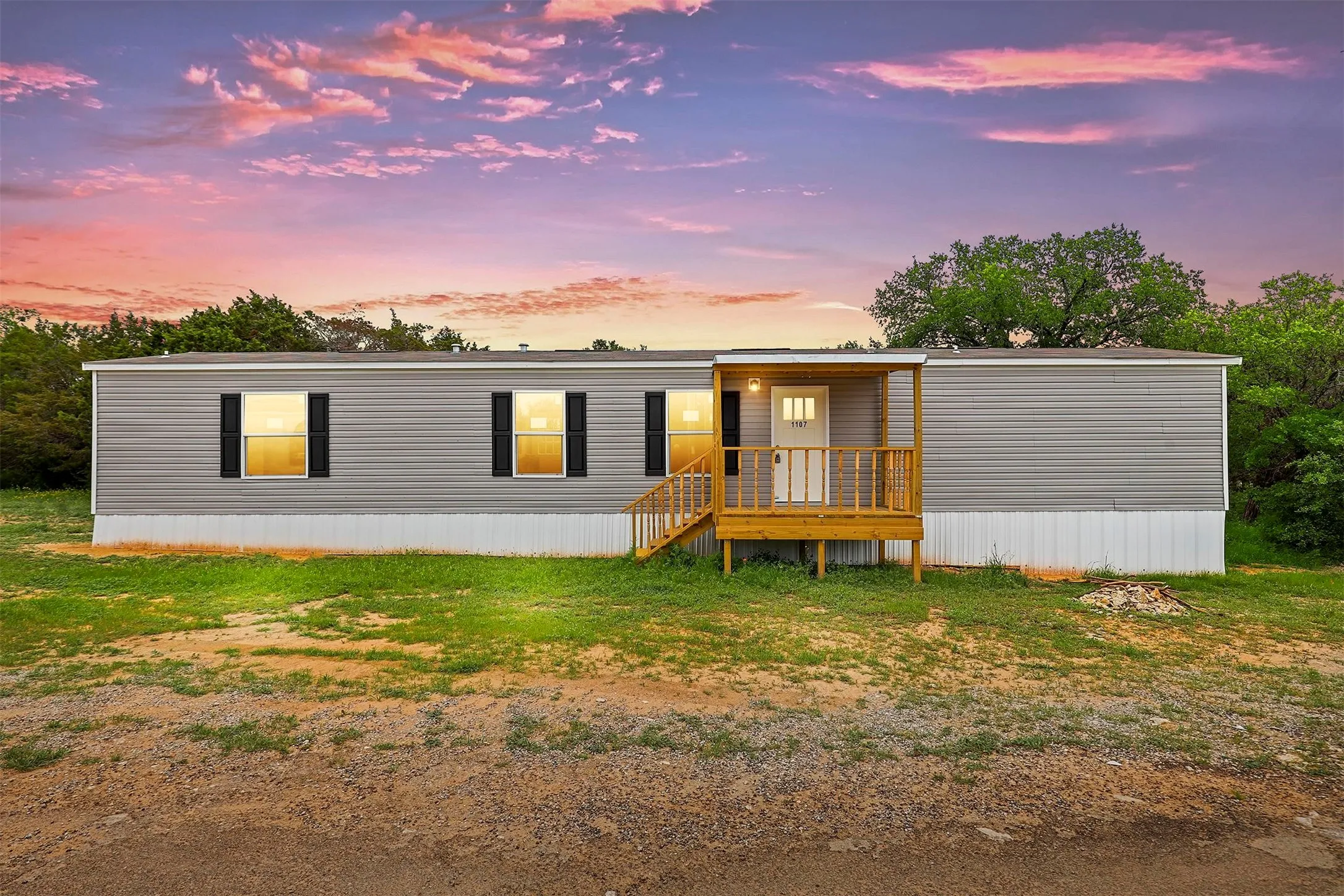Manufactured Home For Sale in Hood County , 1107 Ridgeview Circle, Granbury, Texas 76048, 3 Bedroom, 2 Bathroom, Garage spaces, 1,056 Sqft, built in 2024, Price $160,000, mls#21274706, Real Estate Agent in Granbury, Homes For Sale in Hood county, Homes For Sale in Granbury, Realtor in Granbury Texas, Real Estate Brokerage Independent Realty Texas, Luminita Cordes Realtor