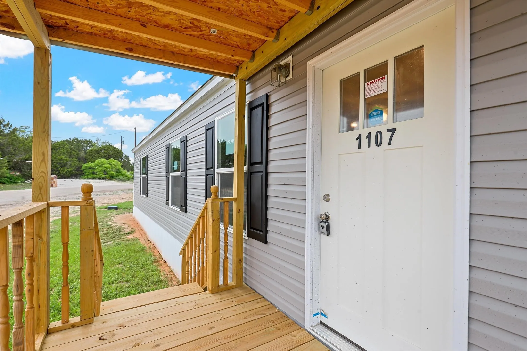 Manufactured Home For Sale in Hood County , 1107 Ridgeview Circle, Granbury, Texas 76048, 3 Bedroom, 2 Bathroom, Garage spaces, 1,056 Sqft, built in 2024, Price $160,000, mls#21274706, Real Estate Agent in Granbury, Homes For Sale in Hood county, Homes For Sale in Granbury, Realtor in Granbury Texas, Real Estate Brokerage Independent Realty Texas, Luminita Cordes Realtor