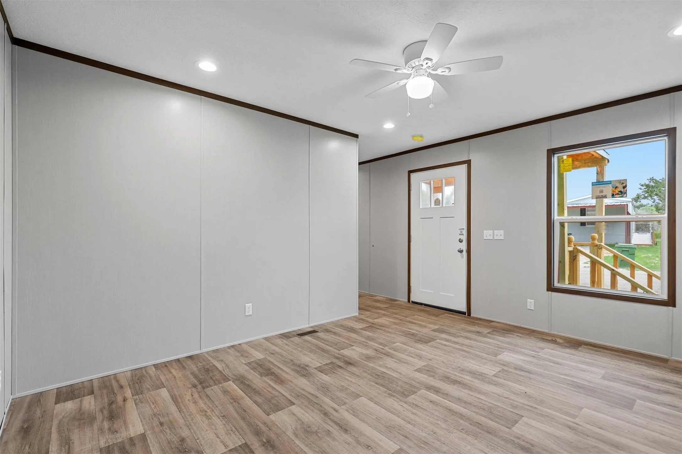 Manufactured Home For Sale in Hood County , 1107 Ridgeview Circle, Granbury, Texas 76048, 3 Bedroom, 2 Bathroom, Garage spaces, 1,056 Sqft, built in 2024, Price $160,000, mls#21274706, Real Estate Agent in Granbury, Homes For Sale in Hood county, Homes For Sale in Granbury, Realtor in Granbury Texas, Real Estate Brokerage Independent Realty Texas, Luminita Cordes Realtor