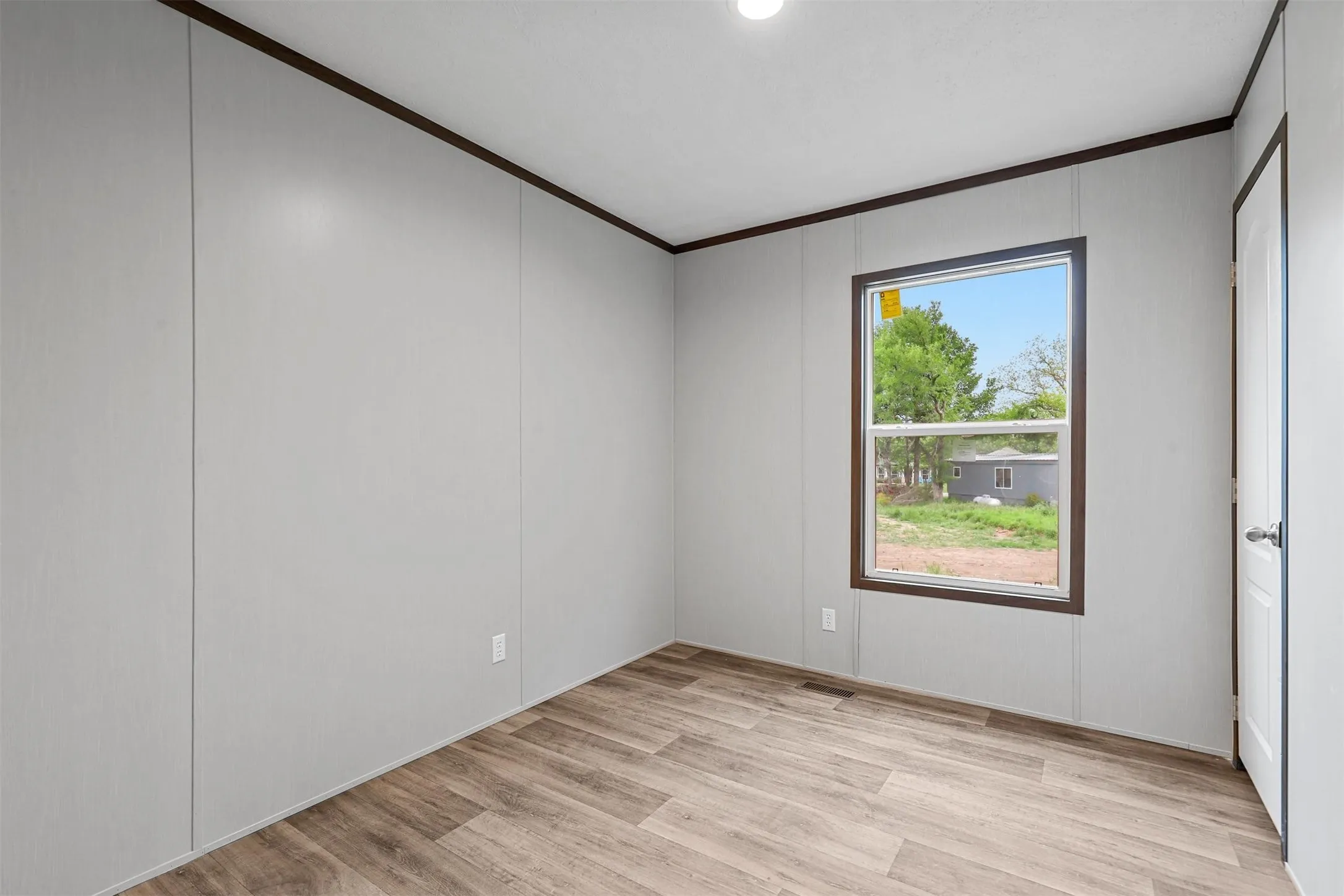 Manufactured Home For Sale in Hood County , 1107 Ridgeview Circle, Granbury, Texas 76048, 3 Bedroom, 2 Bathroom, Garage spaces, 1,056 Sqft, built in 2024, Price $160,000, mls#21274706, Real Estate Agent in Granbury, Homes For Sale in Hood county, Homes For Sale in Granbury, Realtor in Granbury Texas, Real Estate Brokerage Independent Realty Texas, Luminita Cordes Realtor