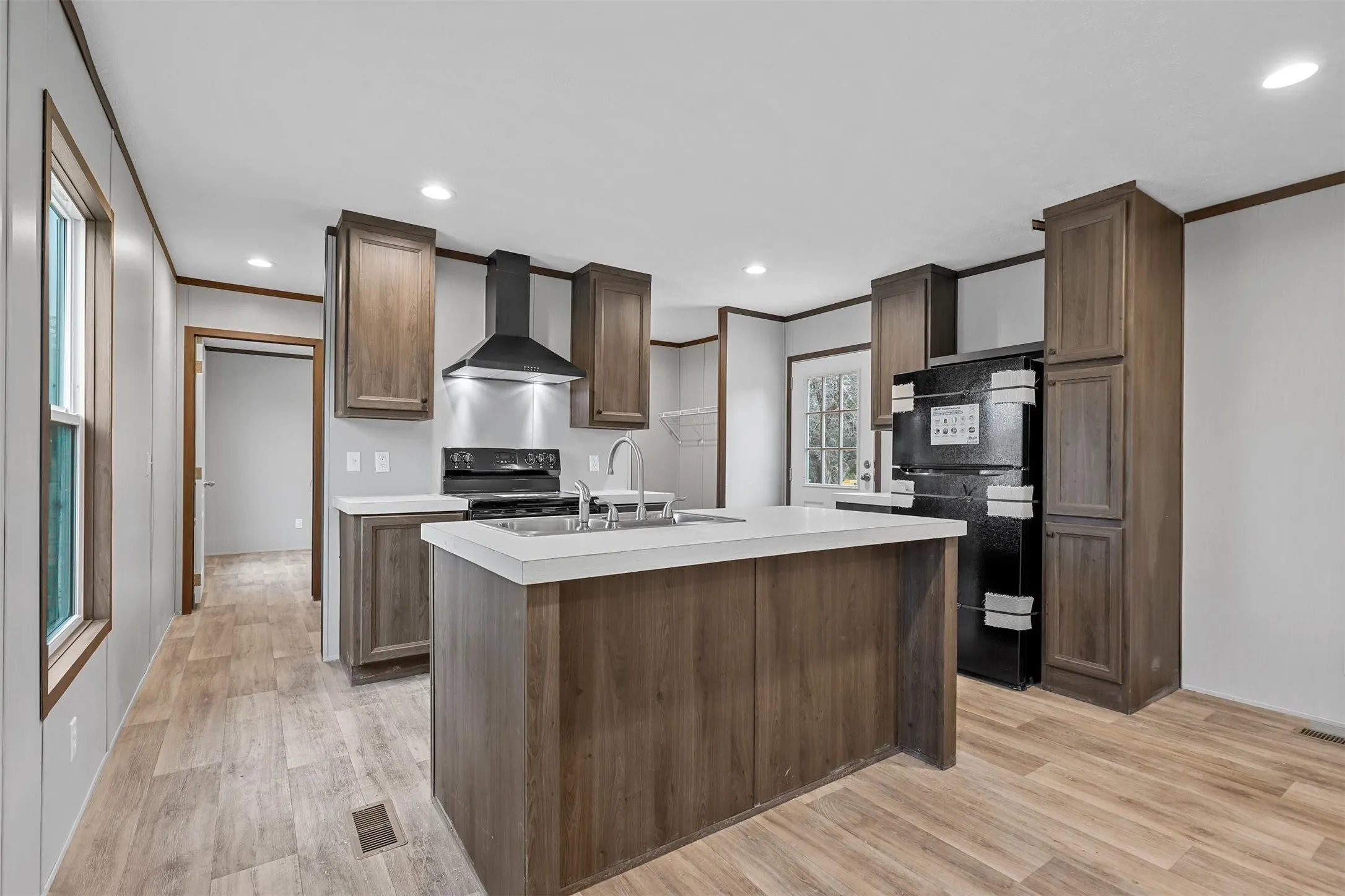 Manufactured Home For Sale in Hood County , 1107 Ridgeview Circle, Granbury, Texas 76048, 3 Bedroom, 2 Bathroom, Garage spaces, 1,056 Sqft, built in 2024, Price $160,000, mls#21274706, Real Estate Agent in Granbury, Homes For Sale in Hood county, Homes For Sale in Granbury, Realtor in Granbury Texas, Real Estate Brokerage Independent Realty Texas, Luminita Cordes Realtor