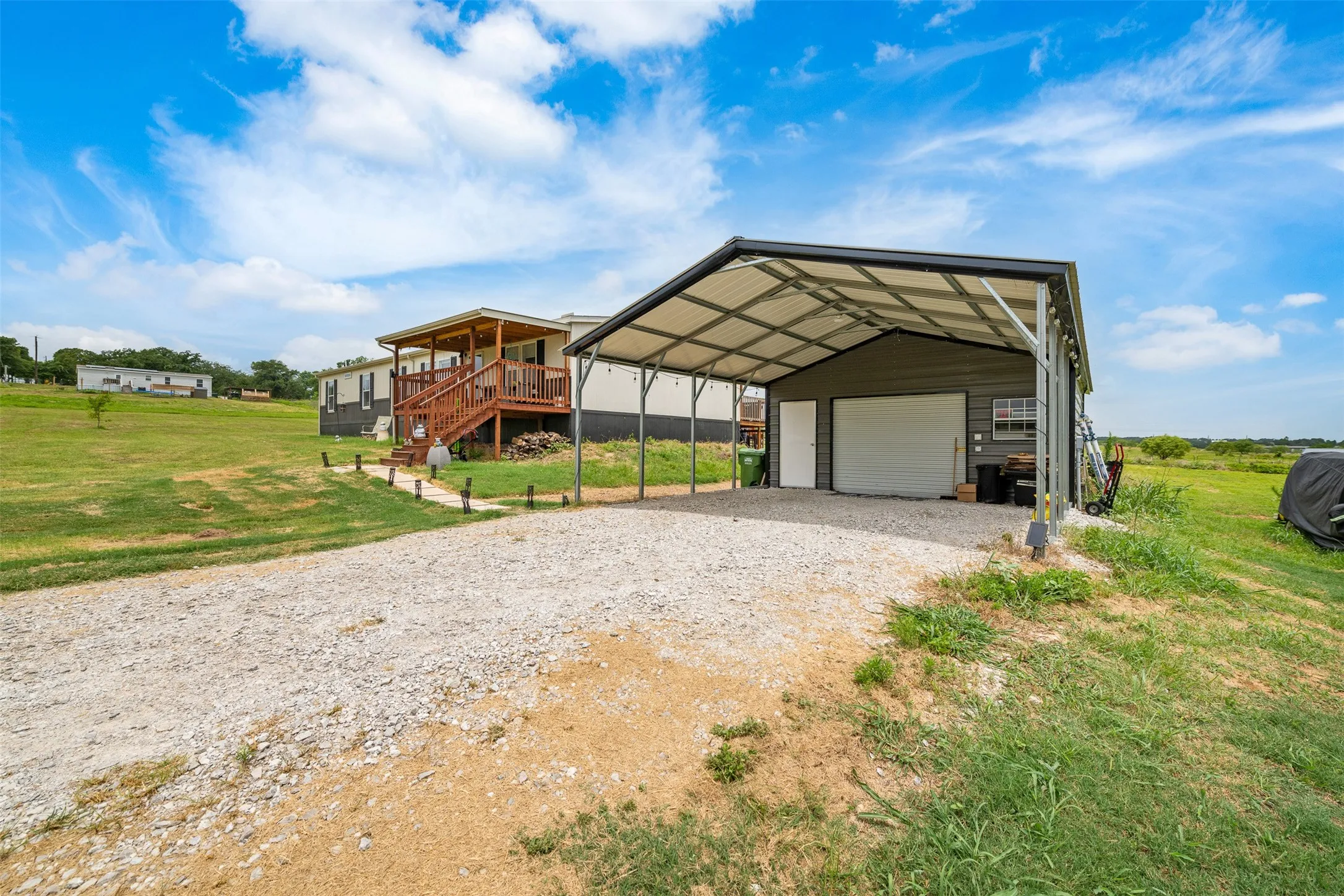 Manufactured Home For Sale in Wise County , 141 Kid Road, Boyd, Texas 76023, 4 Bedrooms, 2 Bathrooms, 2 Garage spaces, 2,176 Sqft, built in 2023, Price $425,000, mls#21168116, Real Estate Agent in Boyd, Homes For Sale in Wise county, Homes For Sale in Boyd, Realtor in Boyd Texas, Real Estate Brokerage Independent Realty Texas, Luminita Cordes Realtor