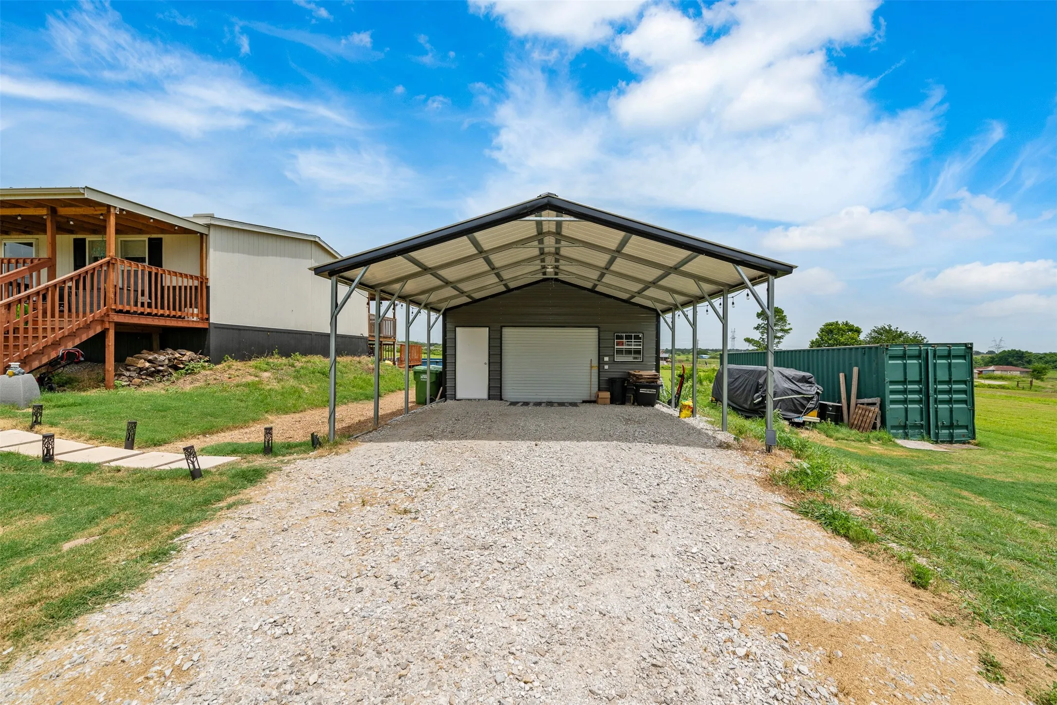 Manufactured Home For Sale in Wise County , 141 Kid Road, Boyd, Texas 76023, 4 Bedrooms, 2 Bathrooms, 2 Garage spaces, 2,176 Sqft, built in 2023, Price $425,000, mls#21168116, Real Estate Agent in Boyd, Homes For Sale in Wise county, Homes For Sale in Boyd, Realtor in Boyd Texas, Real Estate Brokerage Independent Realty Texas, Luminita Cordes Realtor