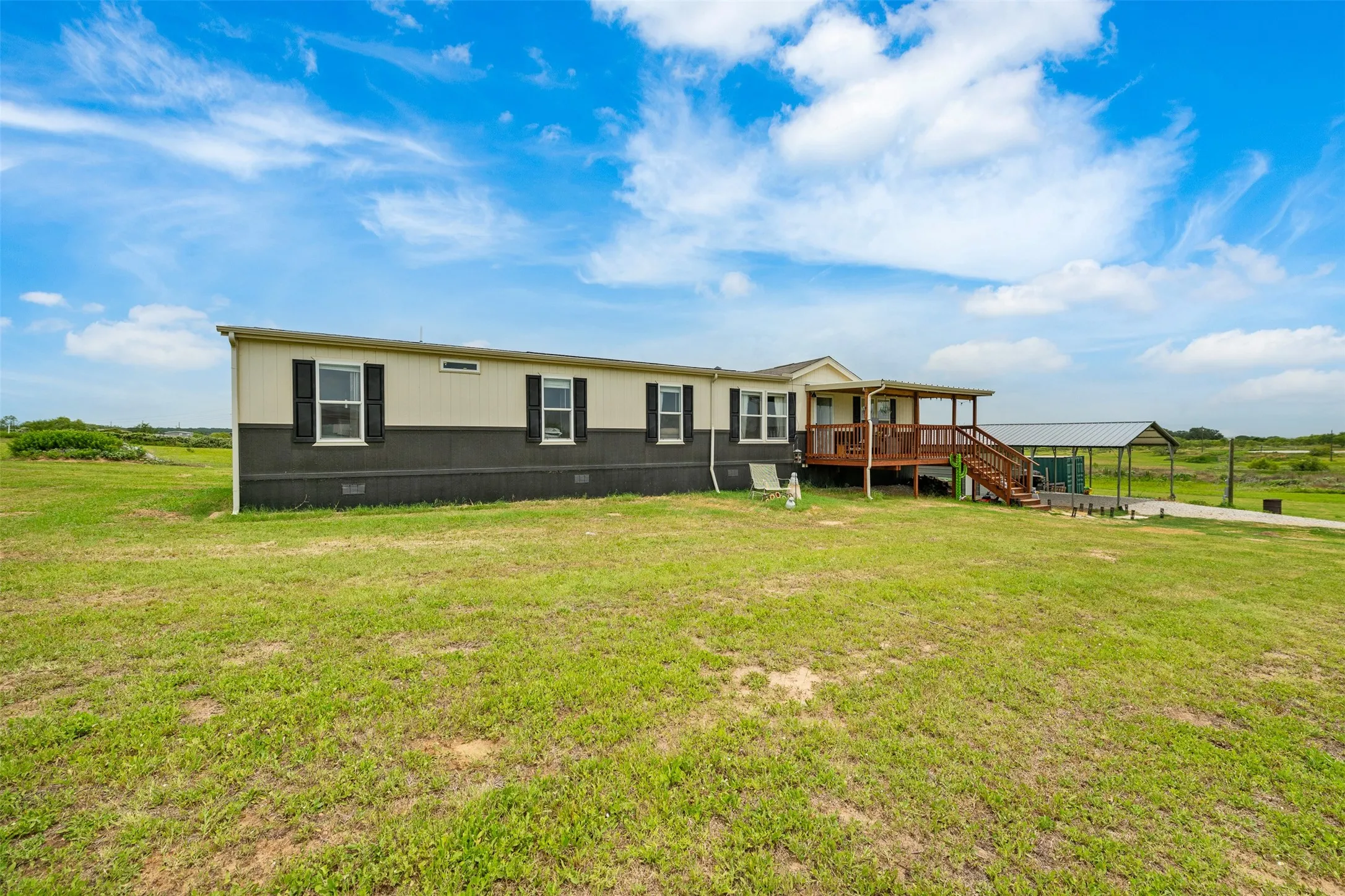 Manufactured Home For Sale in Wise County , 141 Kid Road, Boyd, Texas 76023, 4 Bedrooms, 2 Bathrooms, 2 Garage spaces, 2,176 Sqft, built in 2023, Price $425,000, mls#21168116, Real Estate Agent in Boyd, Homes For Sale in Wise county, Homes For Sale in Boyd, Realtor in Boyd Texas, Real Estate Brokerage Independent Realty Texas, Luminita Cordes Realtor