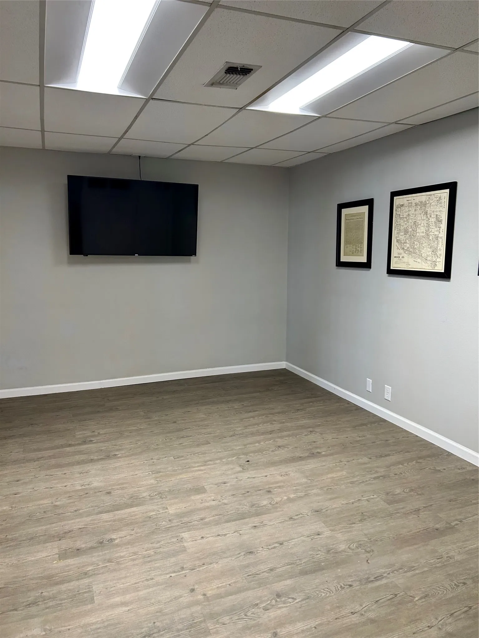 Office For Rent in Wood County , 113 E Goode Street, Quitman, Texas 75783, 0, 0, Garage spaces, 0 Sqft, built in 0, Price $1,600, mls#21276239, Real Estate Agent in Quitman, Homes For Rent in Wood county, Homes For Rent in Quitman, Realtor in Quitman Texas, Real Estate Brokerage Independent Realty Texas, Luminita Cordes Realtor