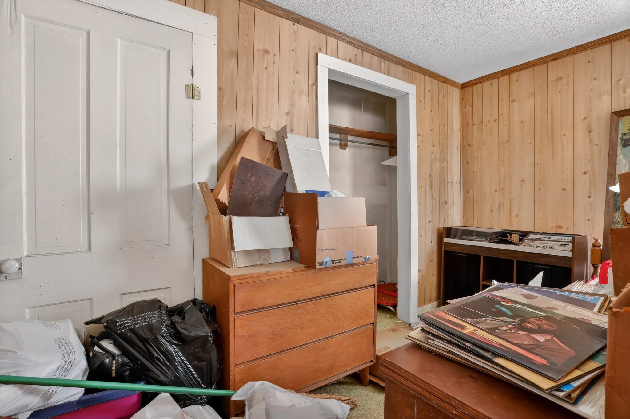 Single Family Residence For Sale in Anderson County , 911 W Reagan Street, Palestine, Texas 75801, 3 Bedroom, 1 Bathroom, Garage spaces, 1,596 Sqft, built in 1950, mls#21276243, Real Estate Agent in Palestine, Homes For Sale in Anderson county, Homes For Sale in Palestine, Realtor in Palestine Texas, Real Estate Brokerage Independent Realty Texas, Luminita Cordes Realtor