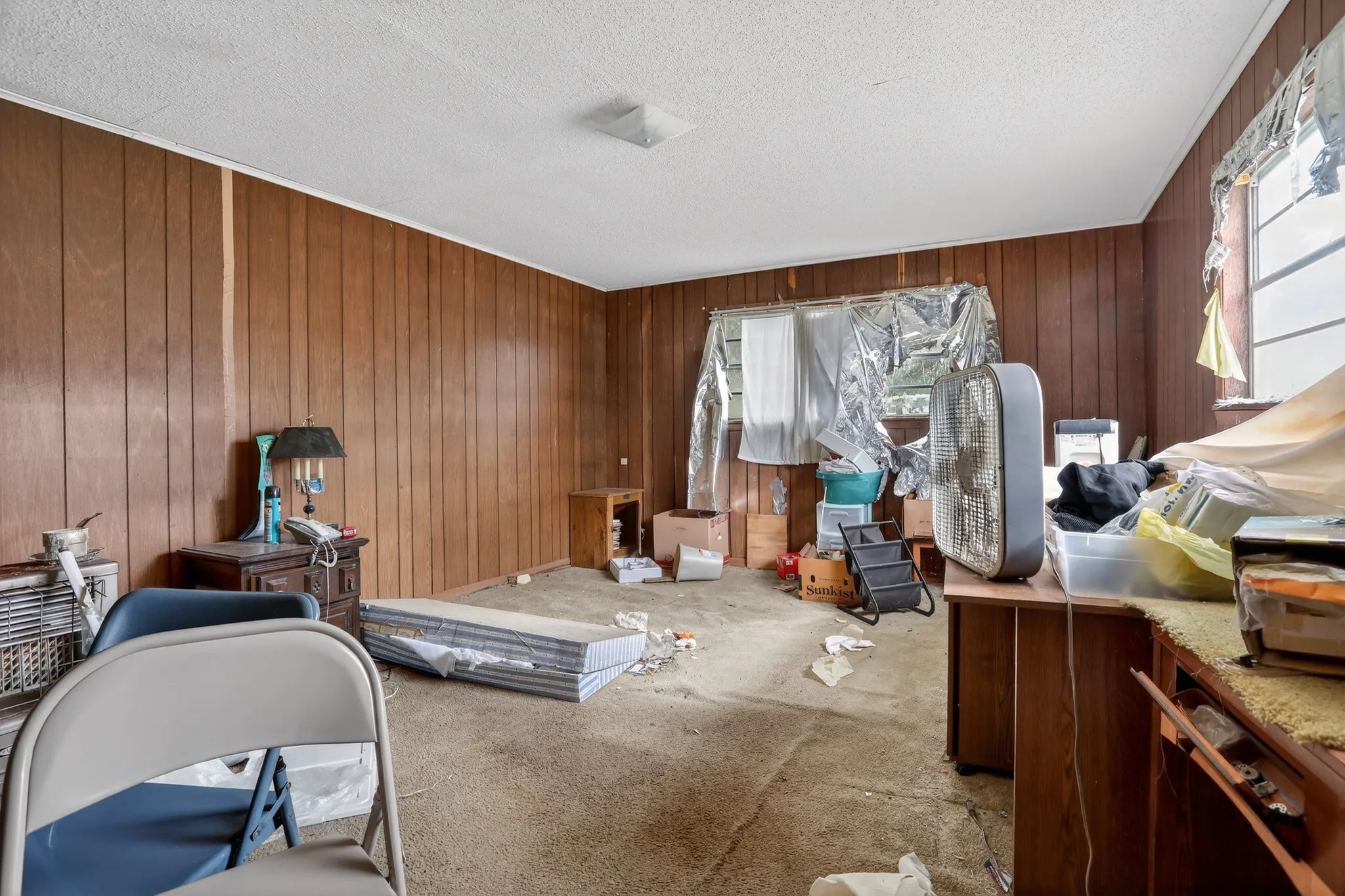 Single Family Residence For Sale in Anderson County , 911 W Reagan Street, Palestine, Texas 75801, 3 Bedroom, 1 Bathroom, Garage spaces, 1,596 Sqft, built in 1950, mls#21276243, Real Estate Agent in Palestine, Homes For Sale in Anderson county, Homes For Sale in Palestine, Realtor in Palestine Texas, Real Estate Brokerage Independent Realty Texas, Luminita Cordes Realtor