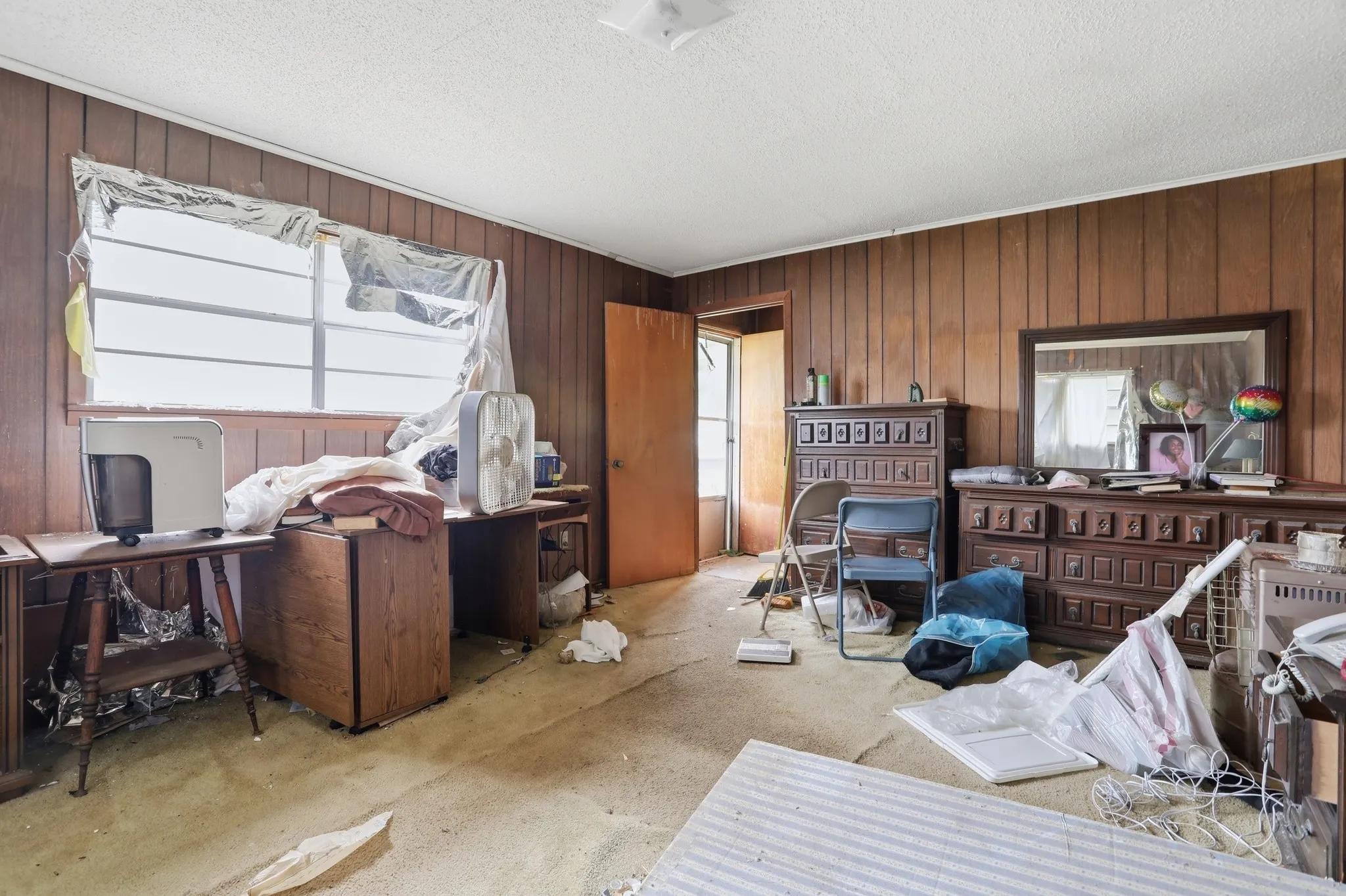 Single Family Residence For Sale in Anderson County , 911 W Reagan Street, Palestine, Texas 75801, 3 Bedroom, 1 Bathroom, Garage spaces, 1,596 Sqft, built in 1950, mls#21276243, Real Estate Agent in Palestine, Homes For Sale in Anderson county, Homes For Sale in Palestine, Realtor in Palestine Texas, Real Estate Brokerage Independent Realty Texas, Luminita Cordes Realtor