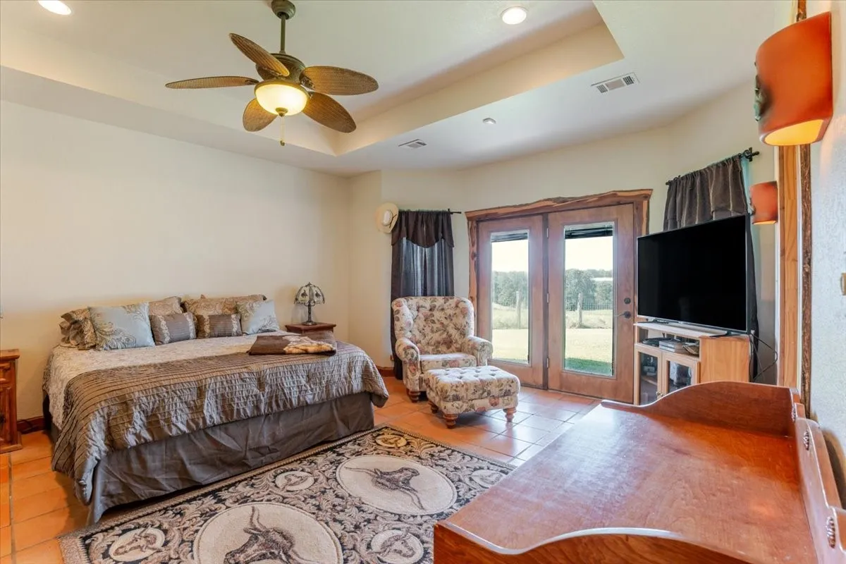 Single Family Residence For Sale in Wise County , 6721 FM 1810, Chico, Texas 76431, 3 Bedrooms, 2 Bathrooms, Garage spaces, 2,900 Sqft, built in 2007, Price $675,000, mls#21276246, Real Estate Agent in Chico, Homes For Sale in Wise county, Homes For Sale in Chico, Realtor in Chico Texas, Real Estate Brokerage Independent Realty Texas, Luminita Cordes Realtor