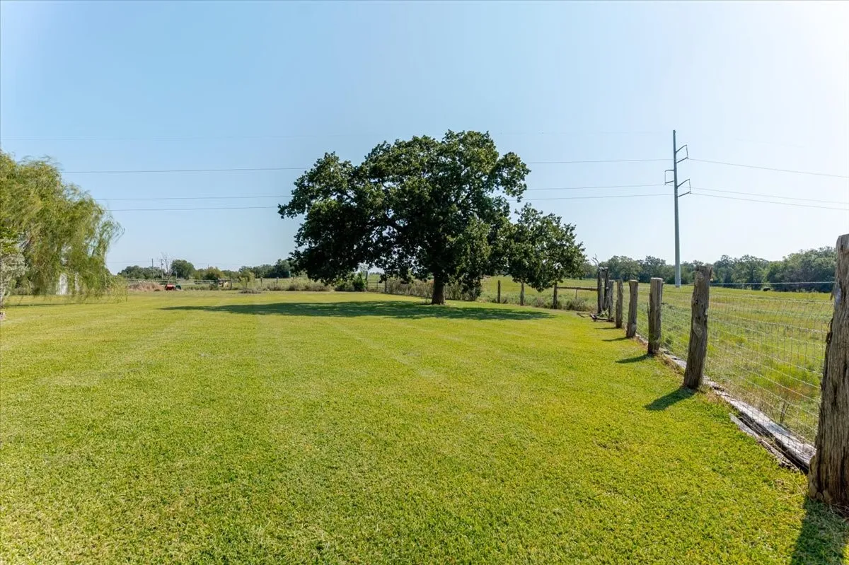 Single Family Residence For Sale in Wise County , 6721 FM 1810, Chico, Texas 76431, 3 Bedrooms, 2 Bathrooms, Garage spaces, 2,900 Sqft, built in 2007, Price $675,000, mls#21276246, Real Estate Agent in Chico, Homes For Sale in Wise county, Homes For Sale in Chico, Realtor in Chico Texas, Real Estate Brokerage Independent Realty Texas, Luminita Cordes Realtor