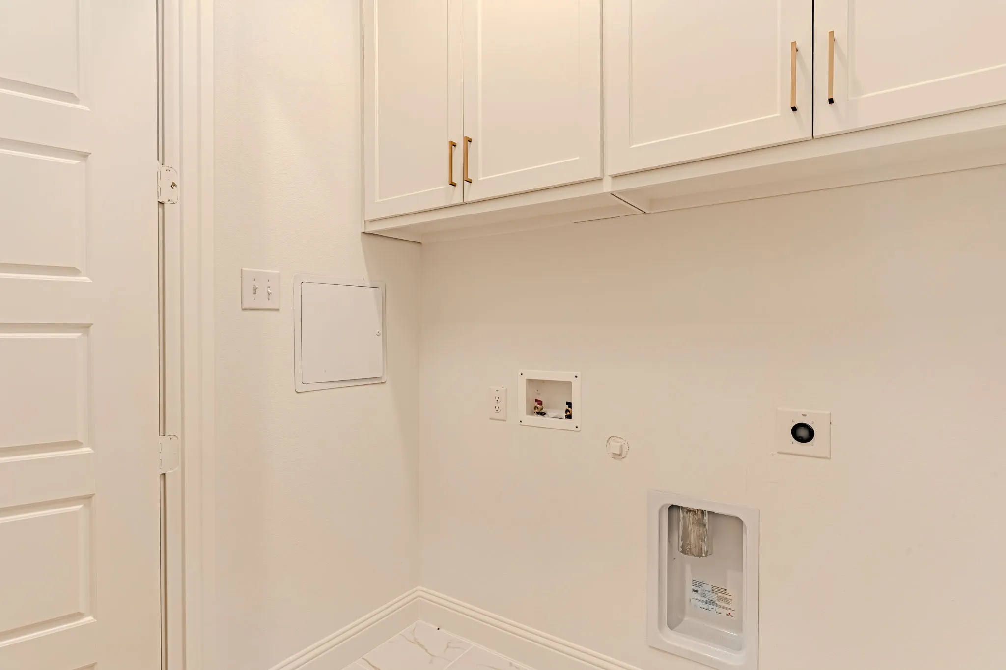 Townhouse For Sale in Tarrant County , 2143 Village Walk Place, Aledo, Texas 76008, 3 Bedrooms, 3 Bathrooms, 2 Garage spaces, 2,181 Sqft, built in 2026, Price $479,253, mls#21276269, Real Estate Agent in Aledo, Homes For Sale in Tarrant county, Homes For Sale in Aledo, Realtor in Aledo Texas, Real Estate Brokerage Independent Realty Texas, Luminita Cordes Realtor