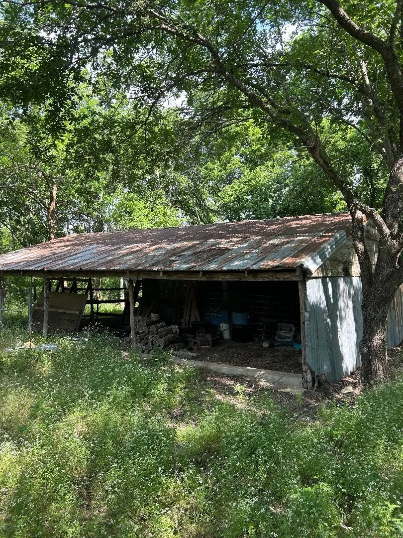 shed